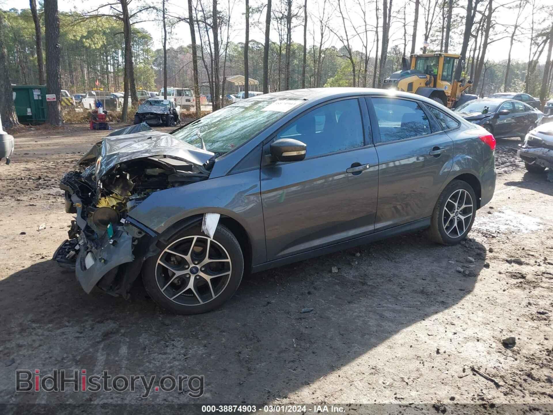 2018 FORD FOCUS - VIN: 1FADP3H21JL215168 - Фото 2