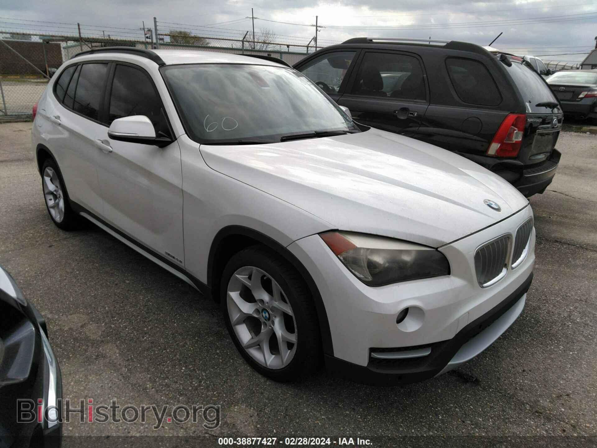 Фотография WBAVM1C53DVW45917 - BMW X1 2013