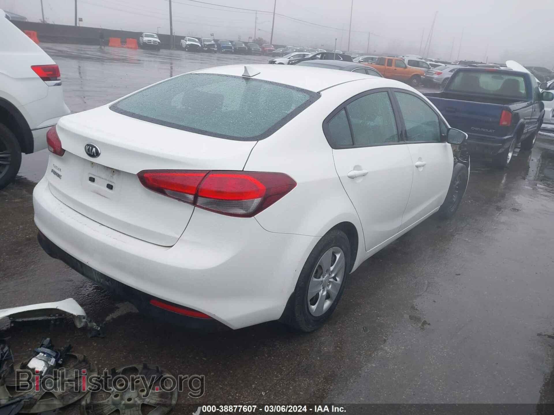 2017 KIA FORTE - VIN: 3KPFK4A74HE103254 - Фото 4