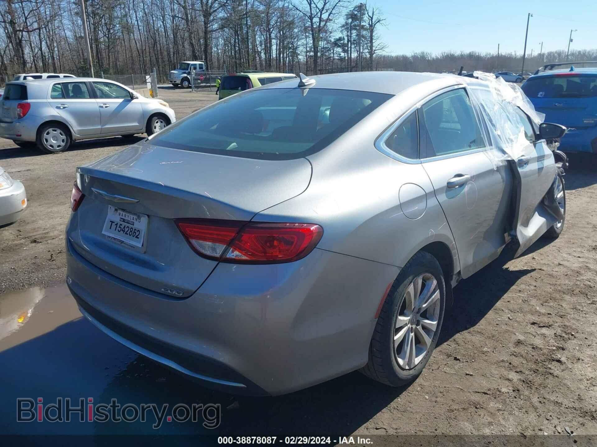 2017 CHRYSLER 200 - VIN: 1C3CCCAB2HN506566 - Фото 4