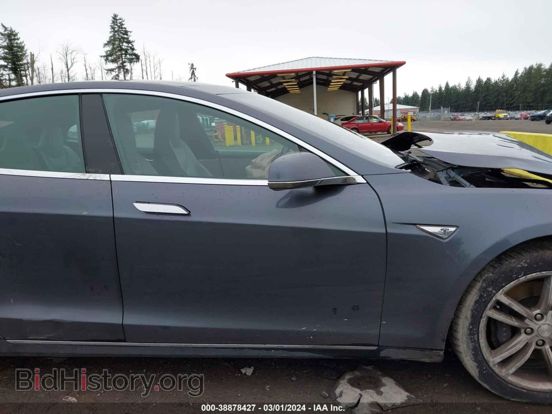 2015 TESLA MODEL S - VIN: 5YJSA1S2XFF086194 - Фото 12