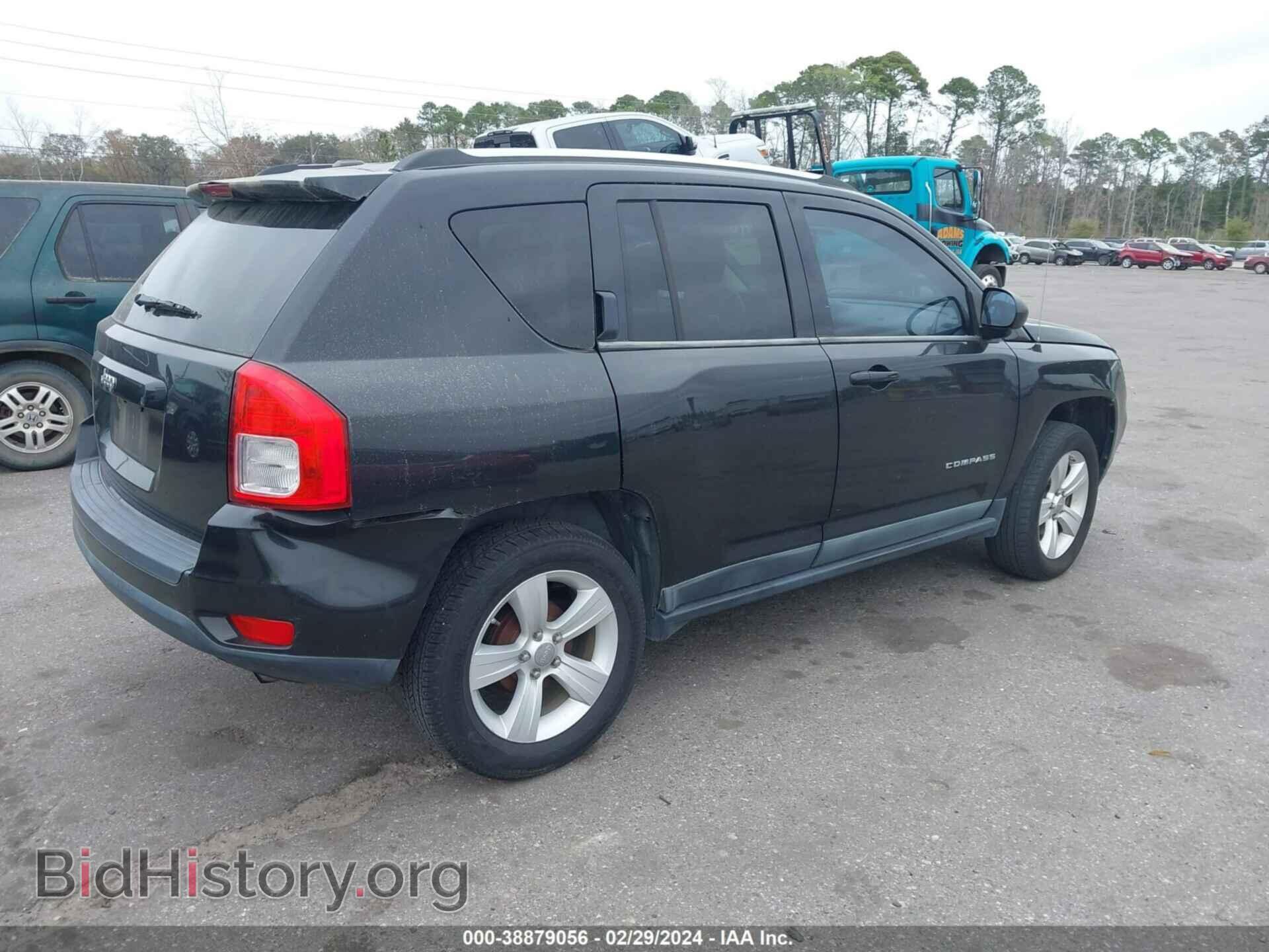 2011 JEEP COMPASS - VIN: 1J4NT1FB3BD215390 - Photo 4