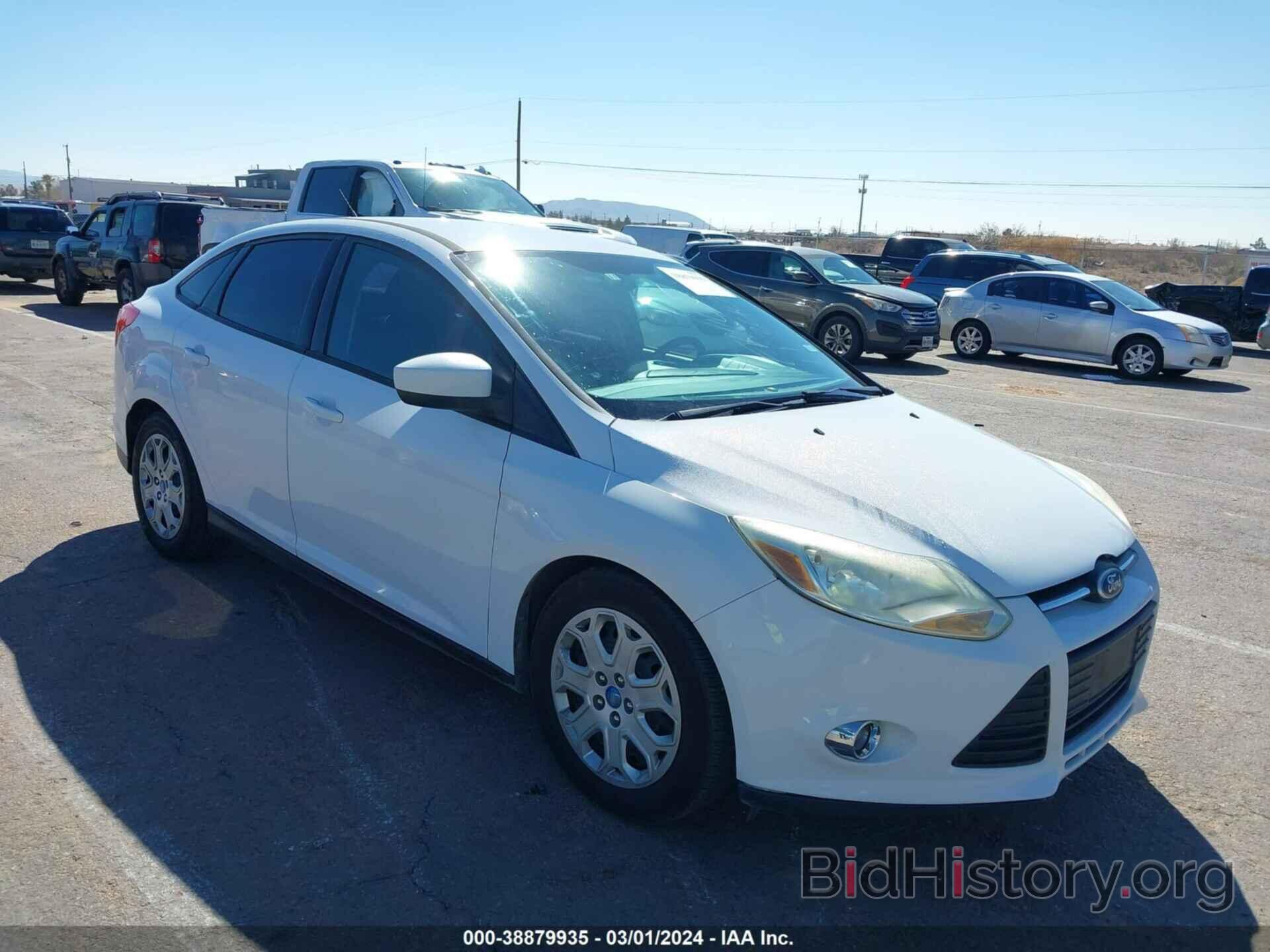 Photo 1FAHP3F2XCL189189 - FORD FOCUS 2012