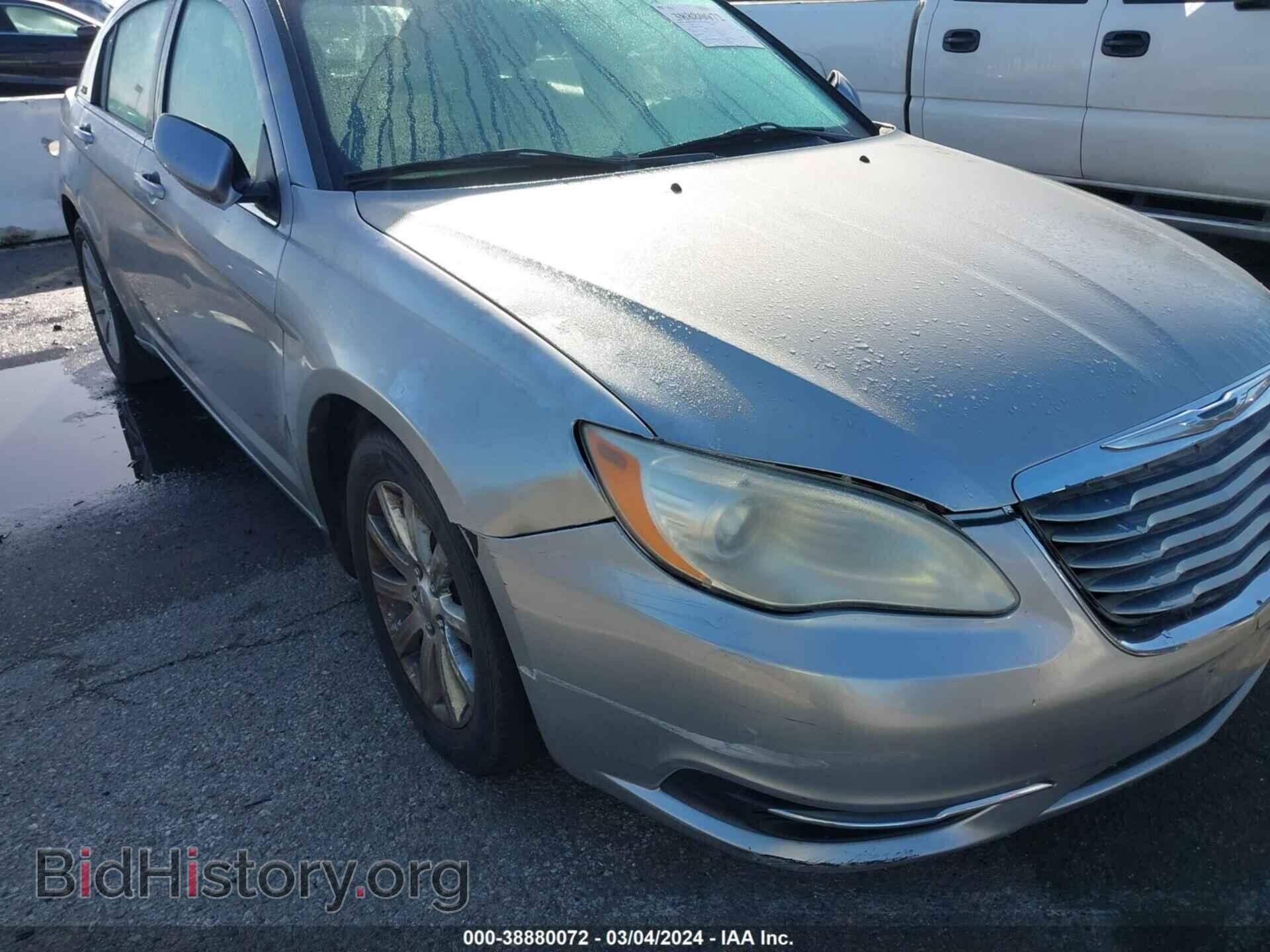 2013 CHRYSLER 200 - VIN: 1C3CCBBG8DN532037 - Фото 6