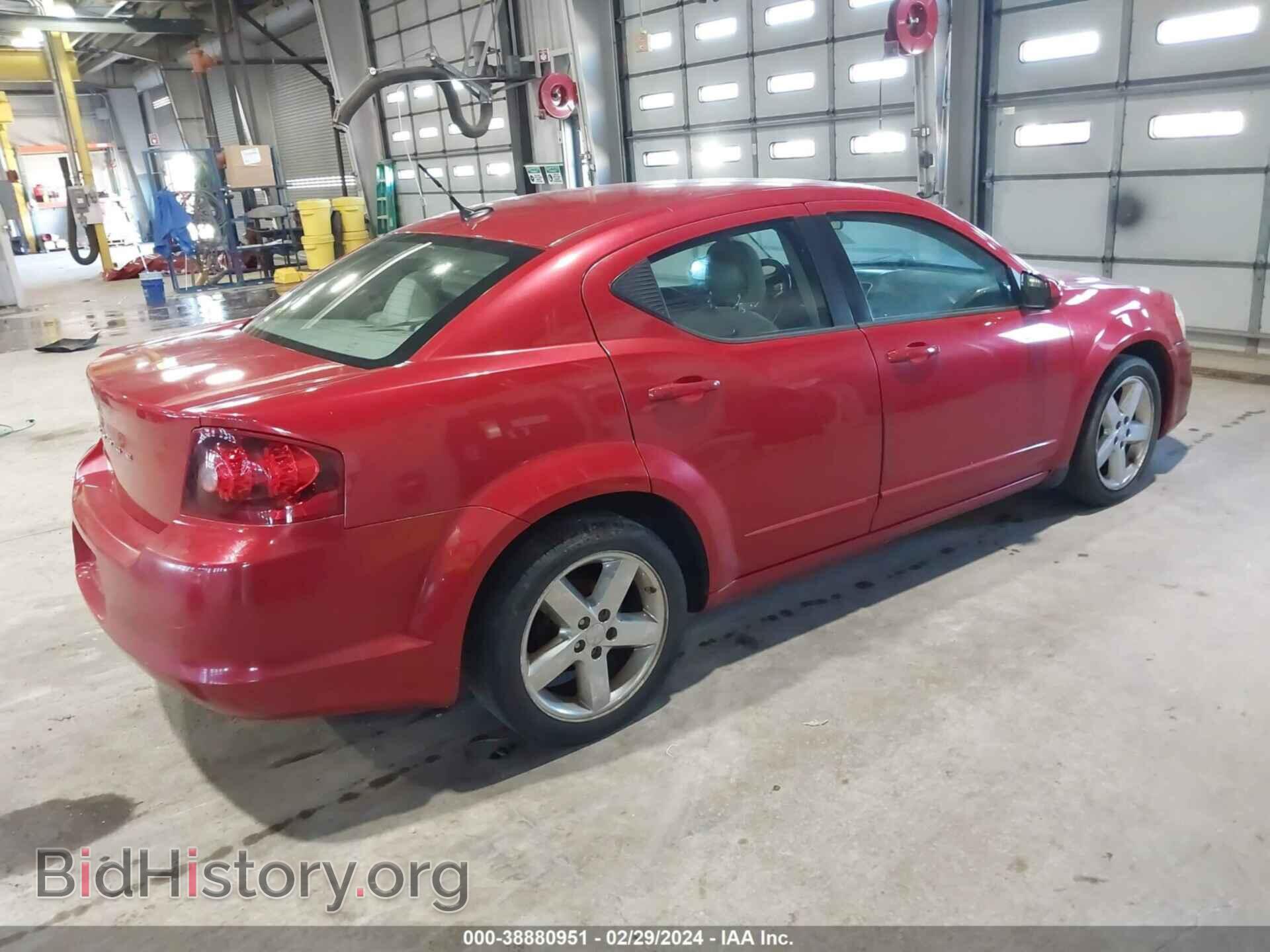2011 DODGE AVENGER - VIN: 1B3BD1FB2BN561237 - Photo 4