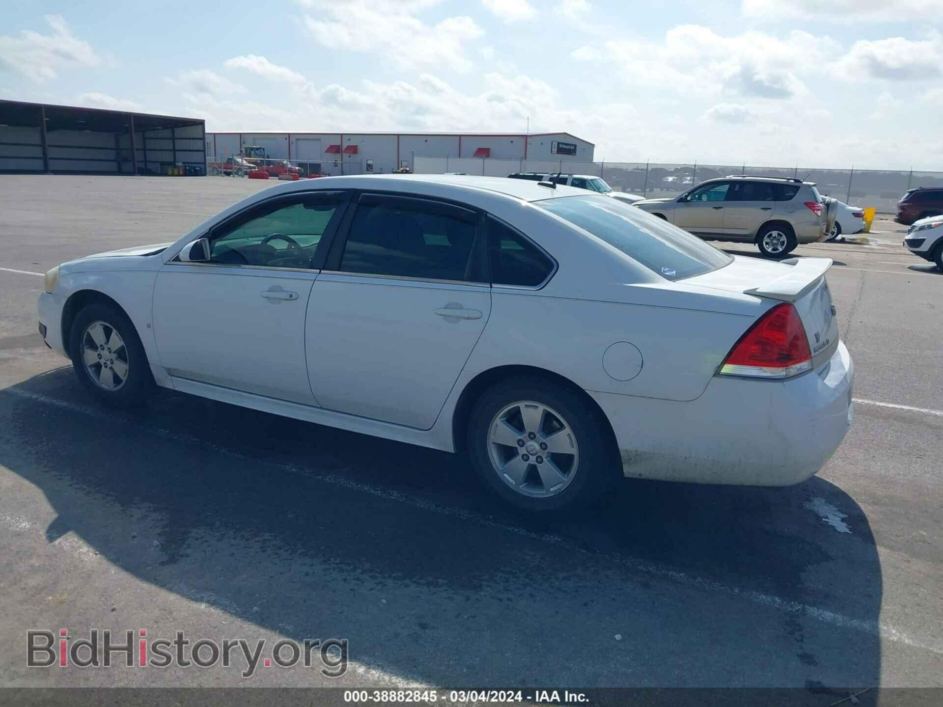 2010 CHEVROLET IMPALA - VIN: 2G1WB5EK0A1136543 - Фото 3
