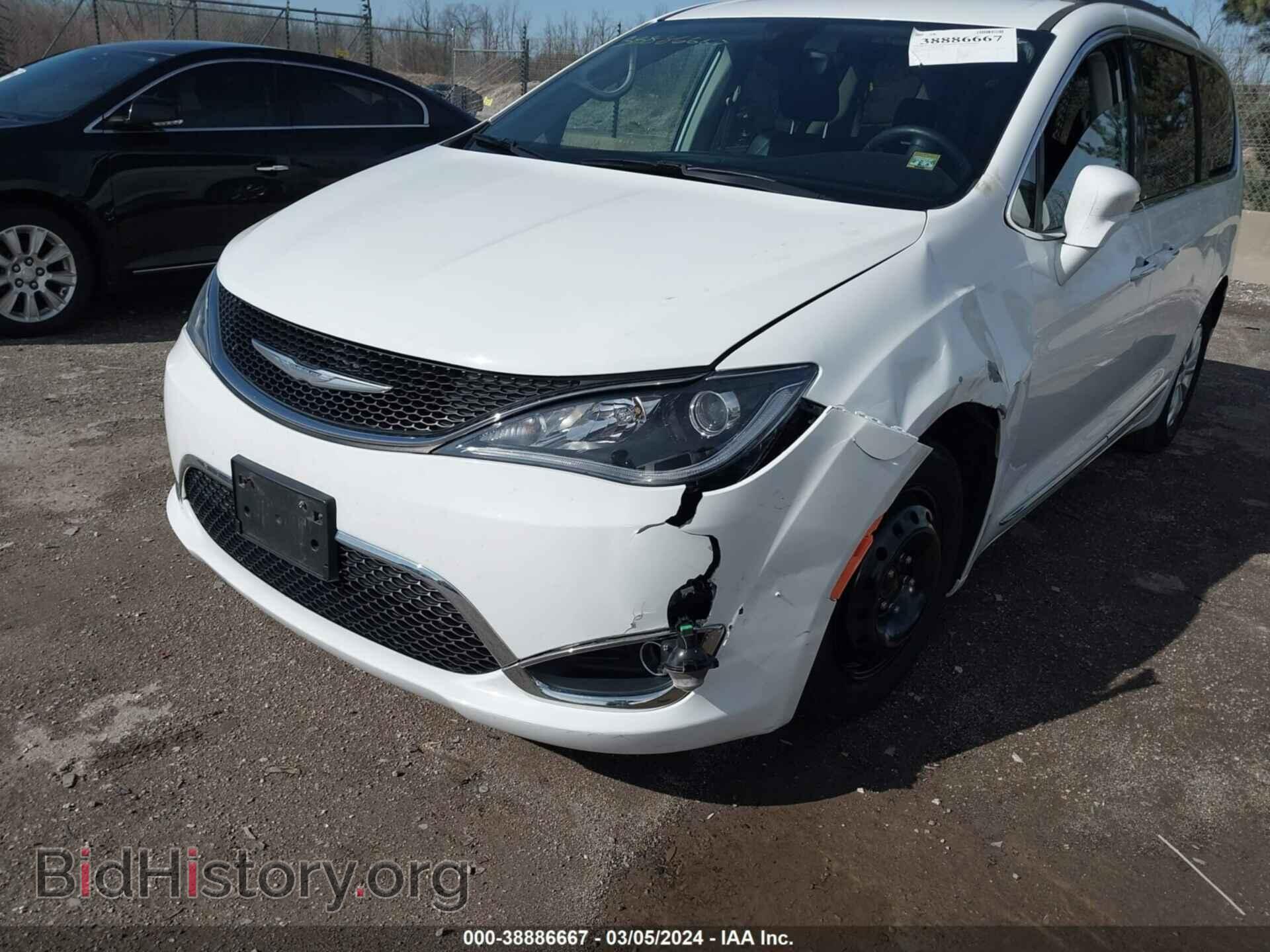 2017 CHRYSLER PACIFICA - VIN: 2C4RC1BG5HR794249 - Photo 2