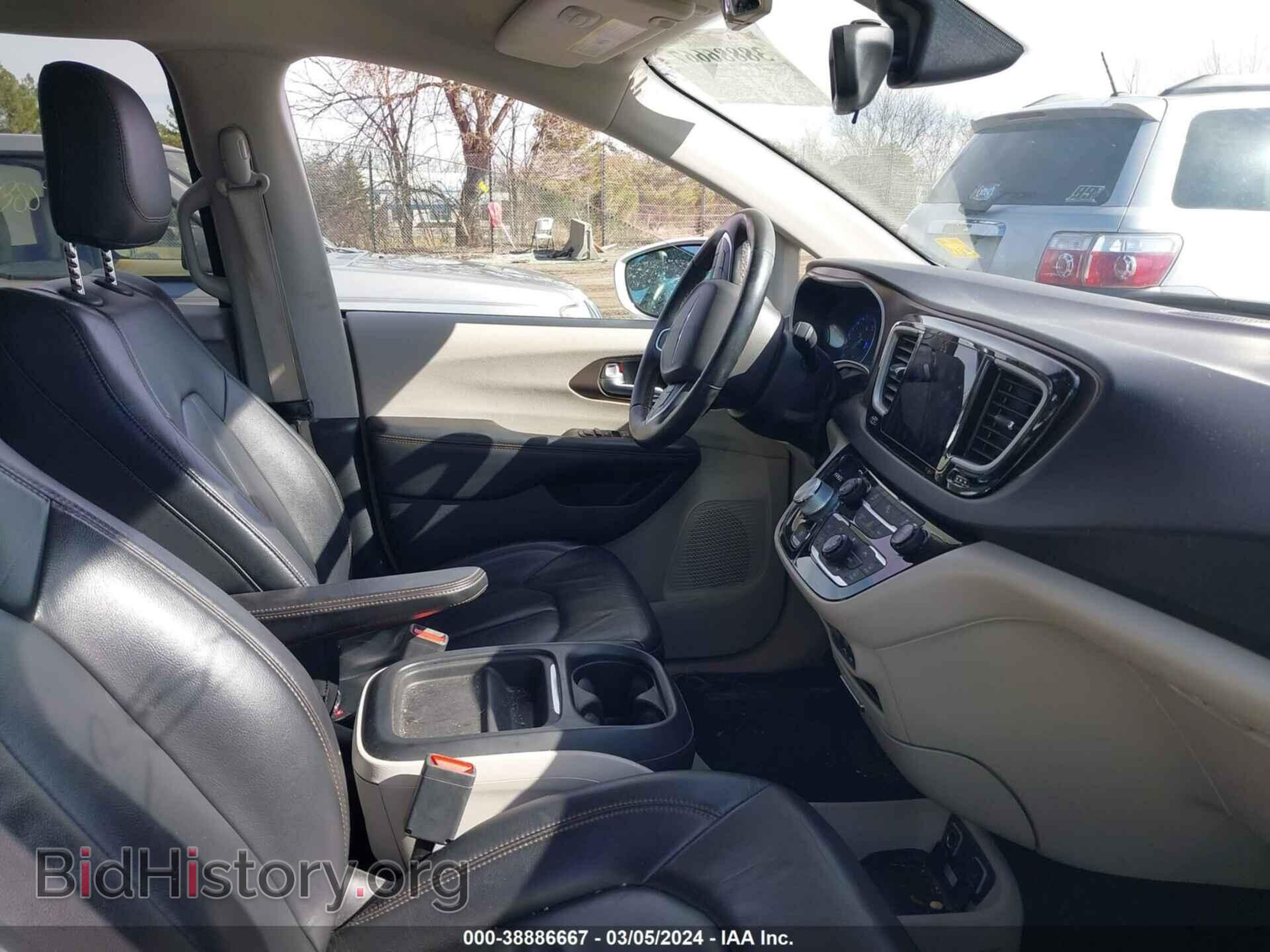 2017 CHRYSLER PACIFICA - VIN: 2C4RC1BG5HR794249 - Photo 5