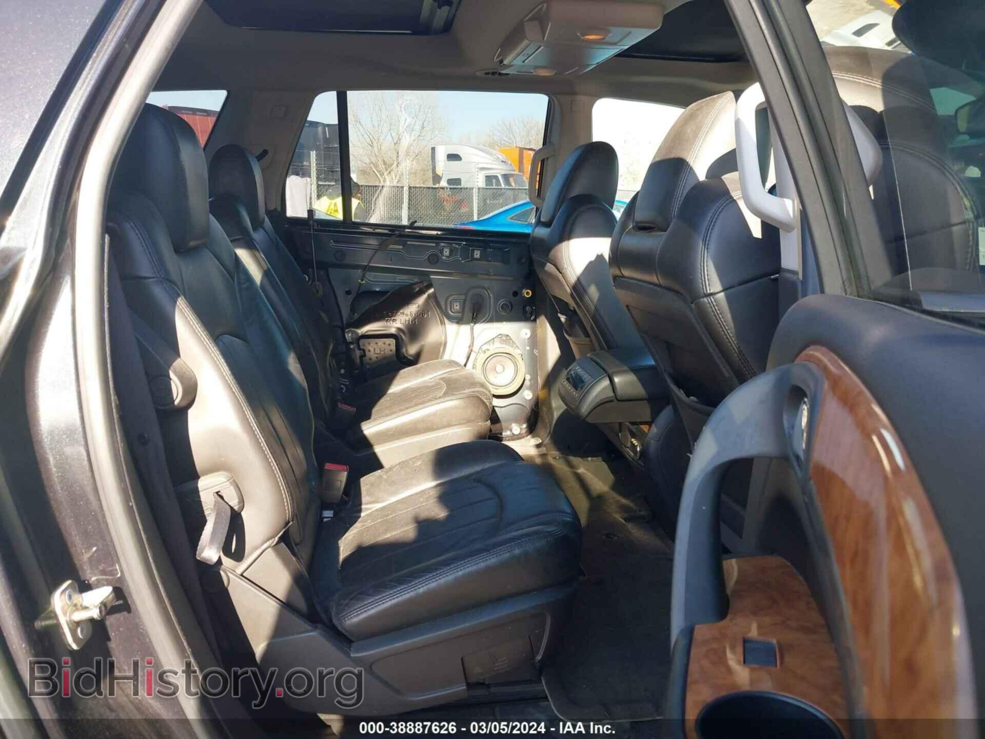 2010 BUICK ENCLAVE - VIN: 5GALVCED3AJ188876 - Photo 8