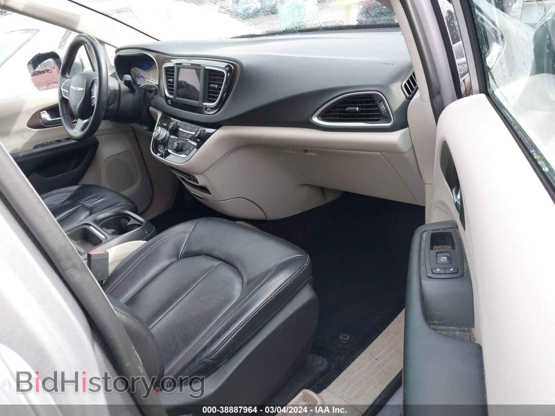 2018 CHRYSLER PACIFICA - VIN: 2C4RC1BG6JR290363 - Фото 5