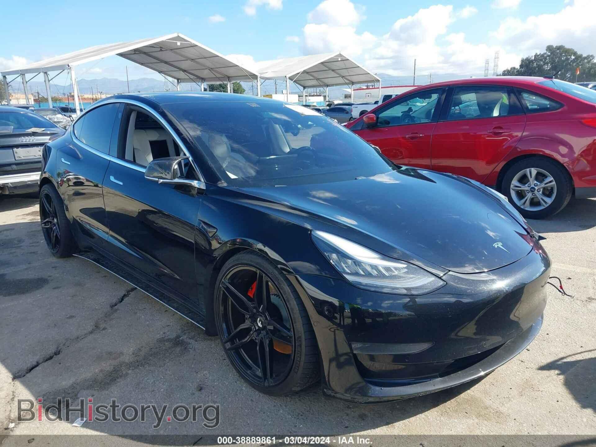 Photo 5YJ3E1EB3KF498018 - TESLA MODEL 3 2019