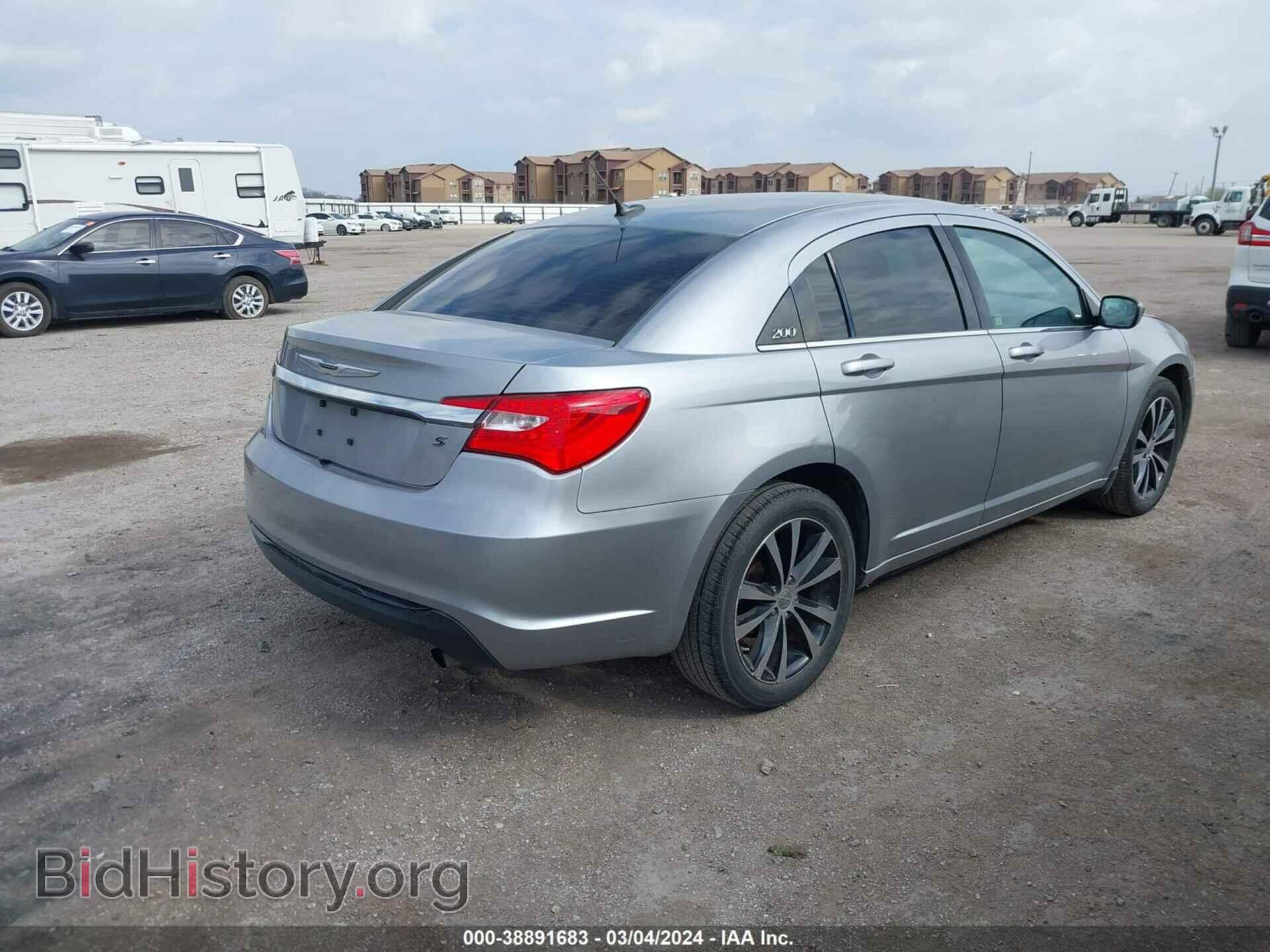 2013 CHRYSLER 200 - VIN: 1C3CCBBB7DN699896 - Фото 4