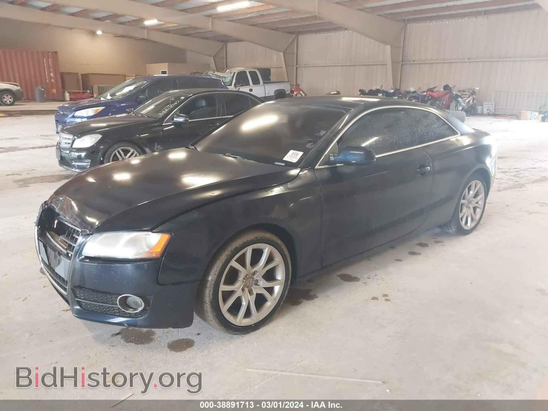 2011 AUDI A5 - VIN: WAUCFAFR6BA022943 - Фото 2