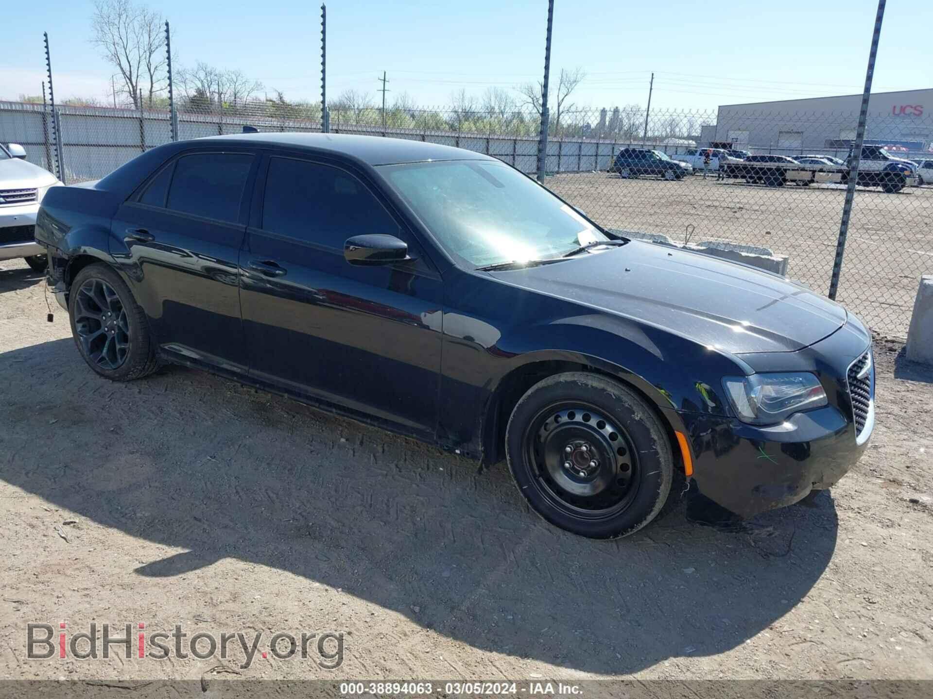 Фотография 2C3CCABGXKH639817 - CHRYSLER 300 2019