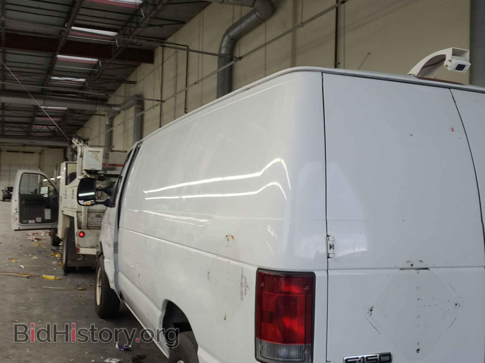 2010 FORD E-150 - VIN: 1FTNE1EW2ADA90899 - Фото 30