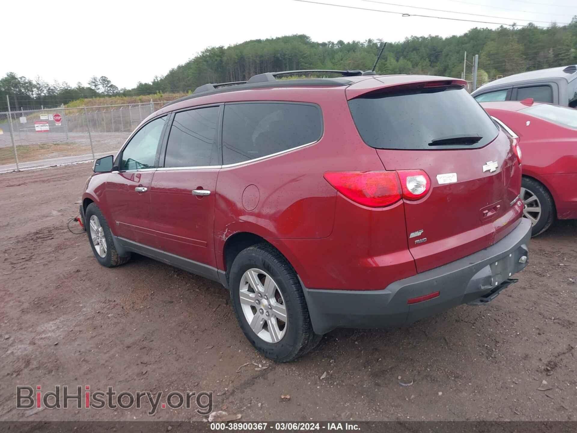 2010 CHEVROLET TRAVERSE - VIN: 1GNLVFED9AJ211892 - Фото 3