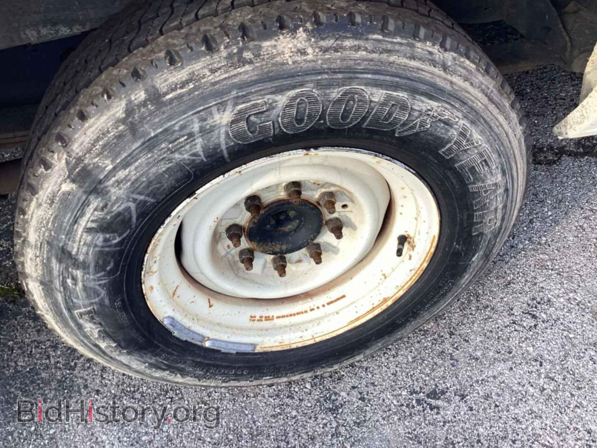 Photo 1FTNE1EW5ADA90590 - FORD E-150 2010