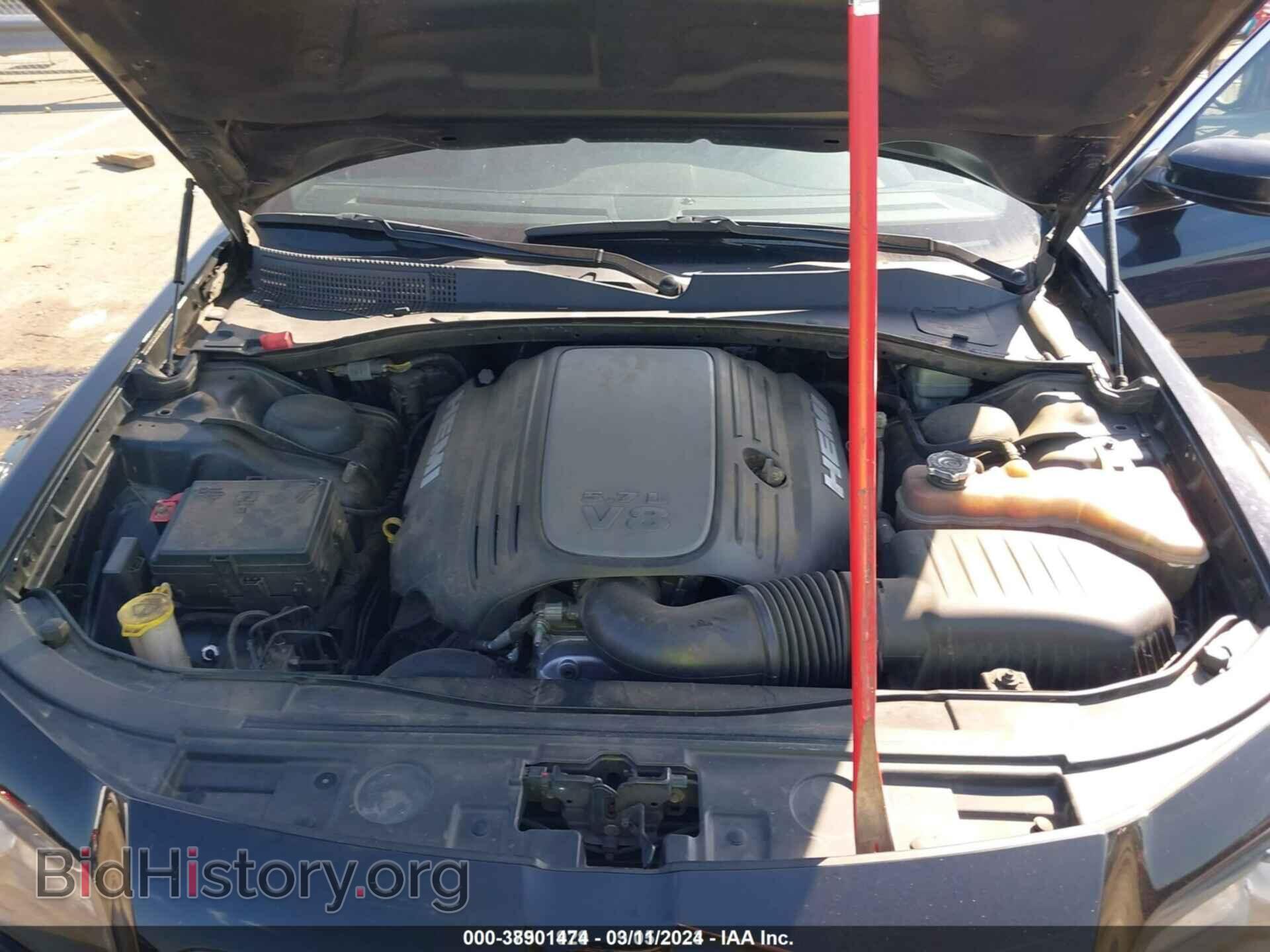2014 CHRYSLER 300 - VIN: 2C3CCABT7EH180960 - Фото 10