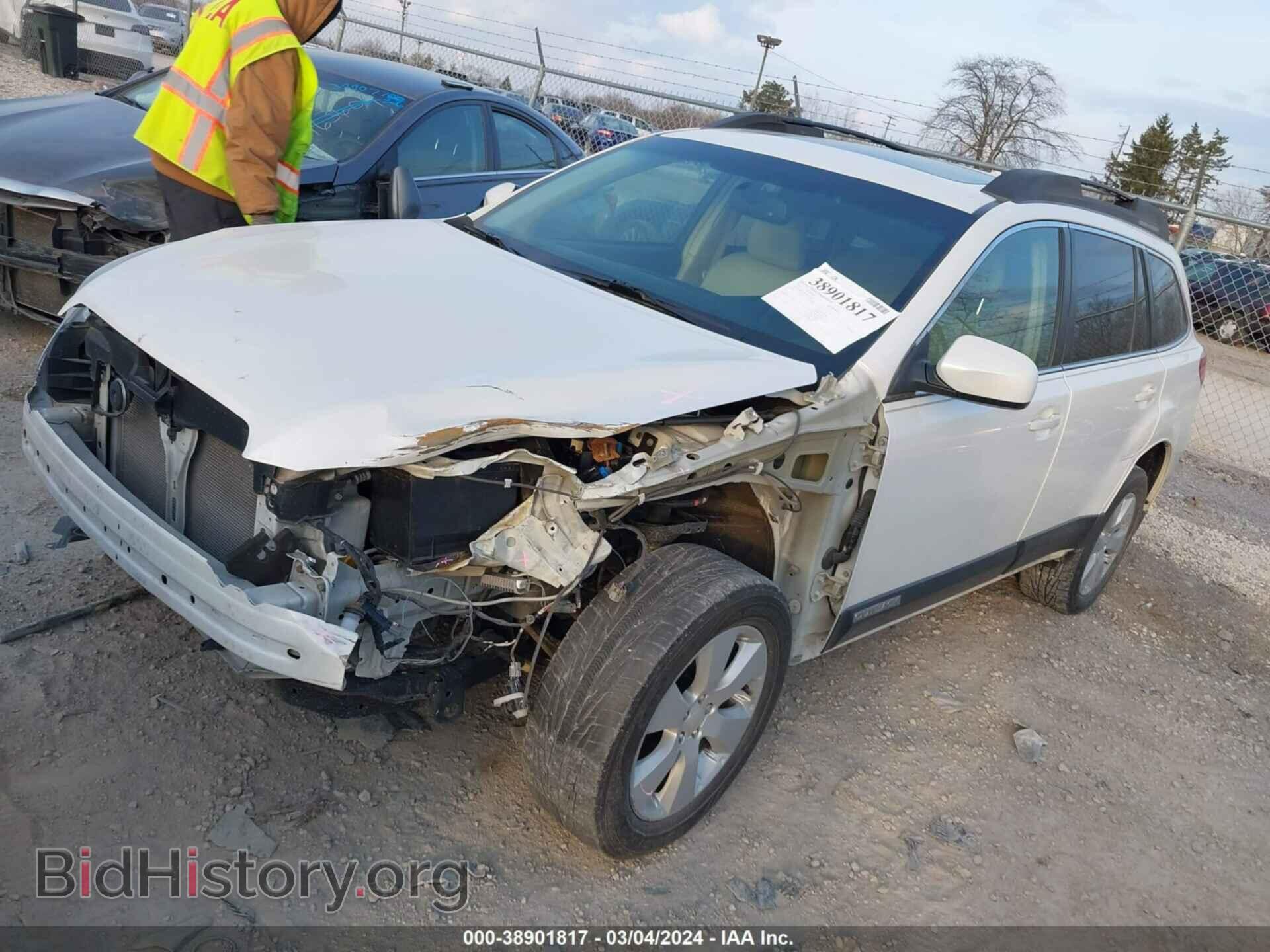 2011 SUBARU OUTBACK - VIN: 4S4BRCHC5B3357010 - Фото 2