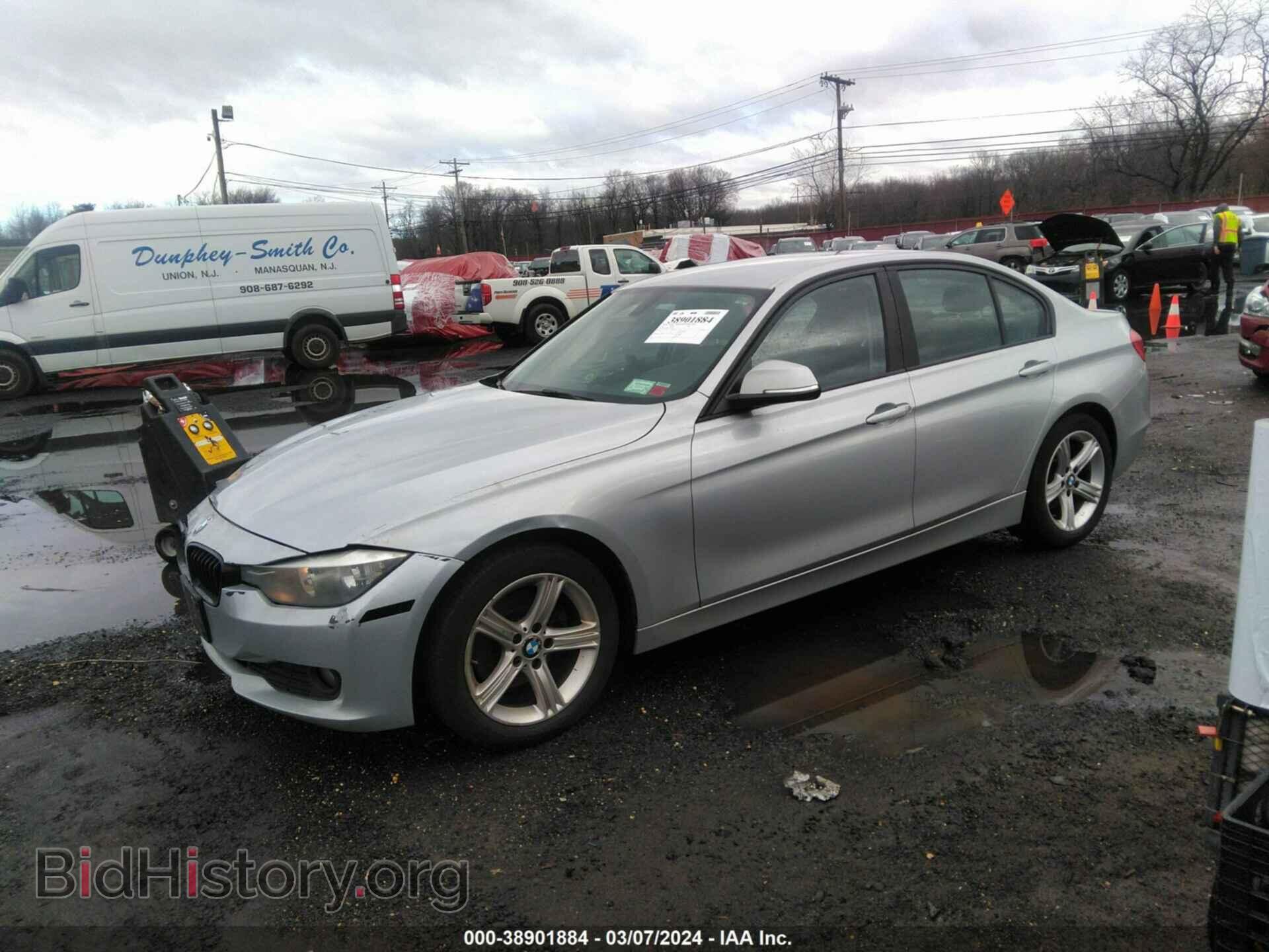 2013 BMW 320I - VIN: WBA3C3C5XDF979460 - Фото 2