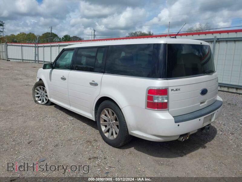 2011 Ford FLEX (VIN 2FMGK5CC0BBD03742) — photo 3 of 10