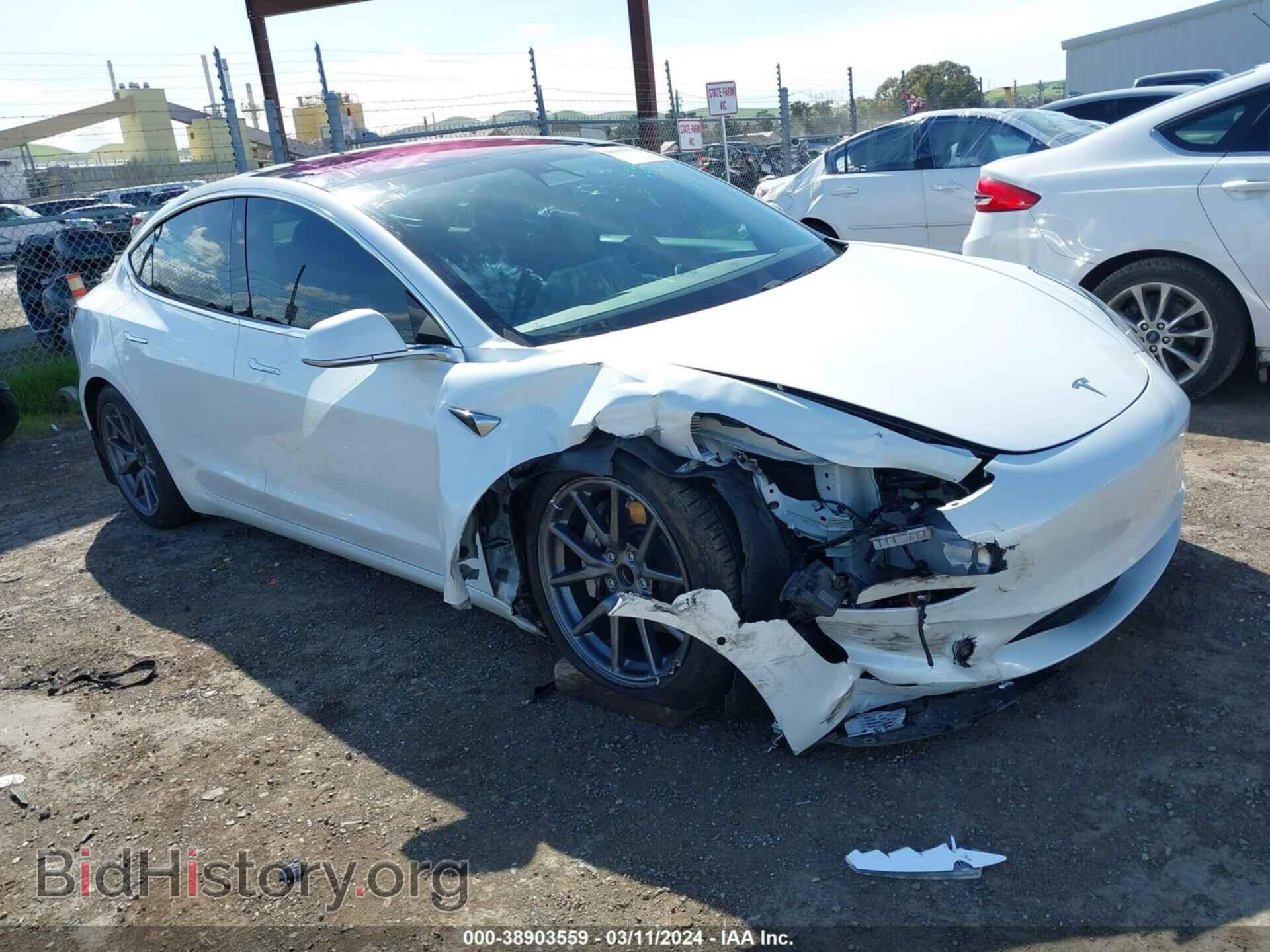 Фотография 5YJ3E1EA5JF026246 - TESLA MODEL 3 2018