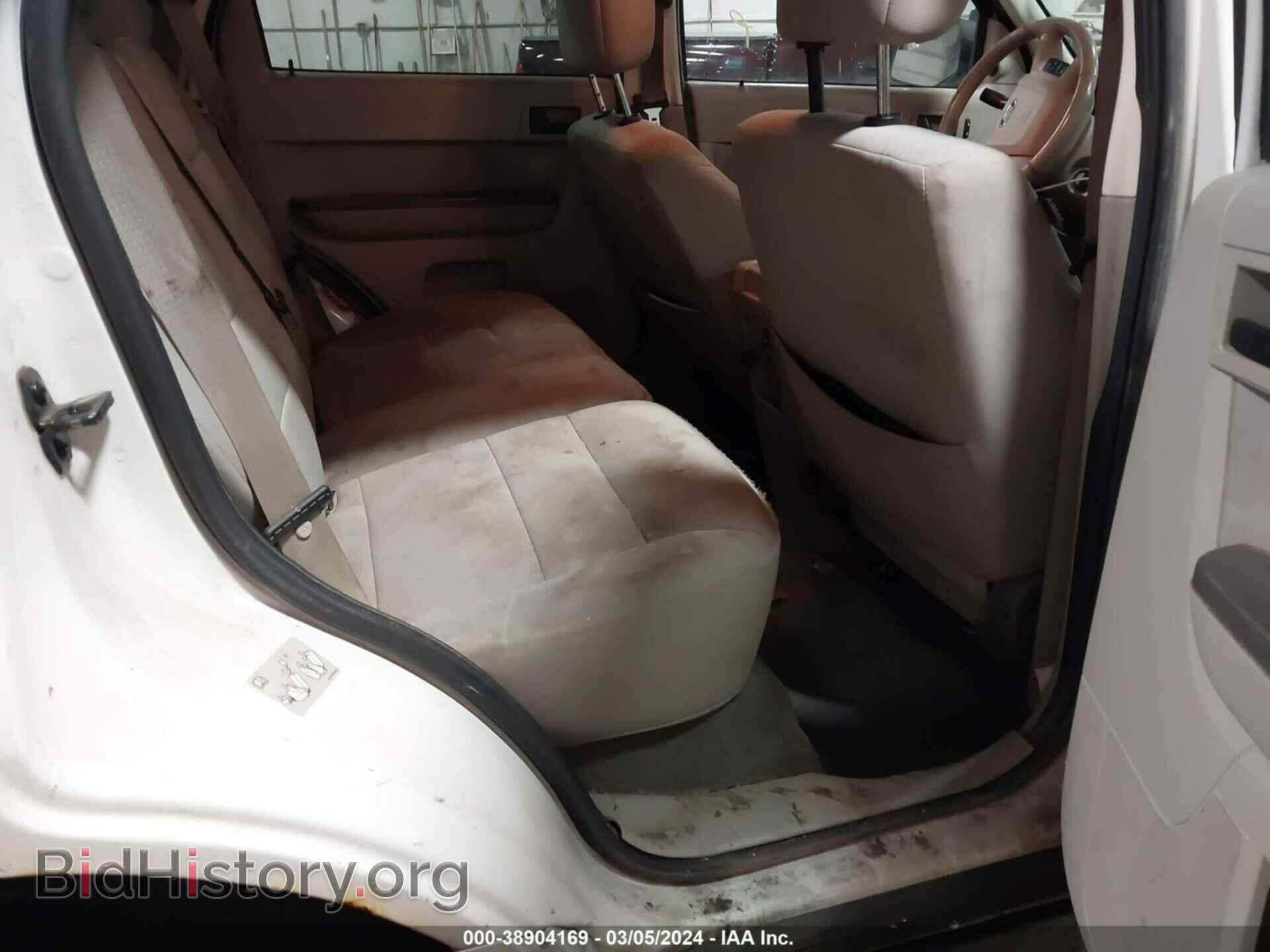 2011 FORD ESCAPE - VIN: 1FMCU9DG3BKA50603 - Photo 8