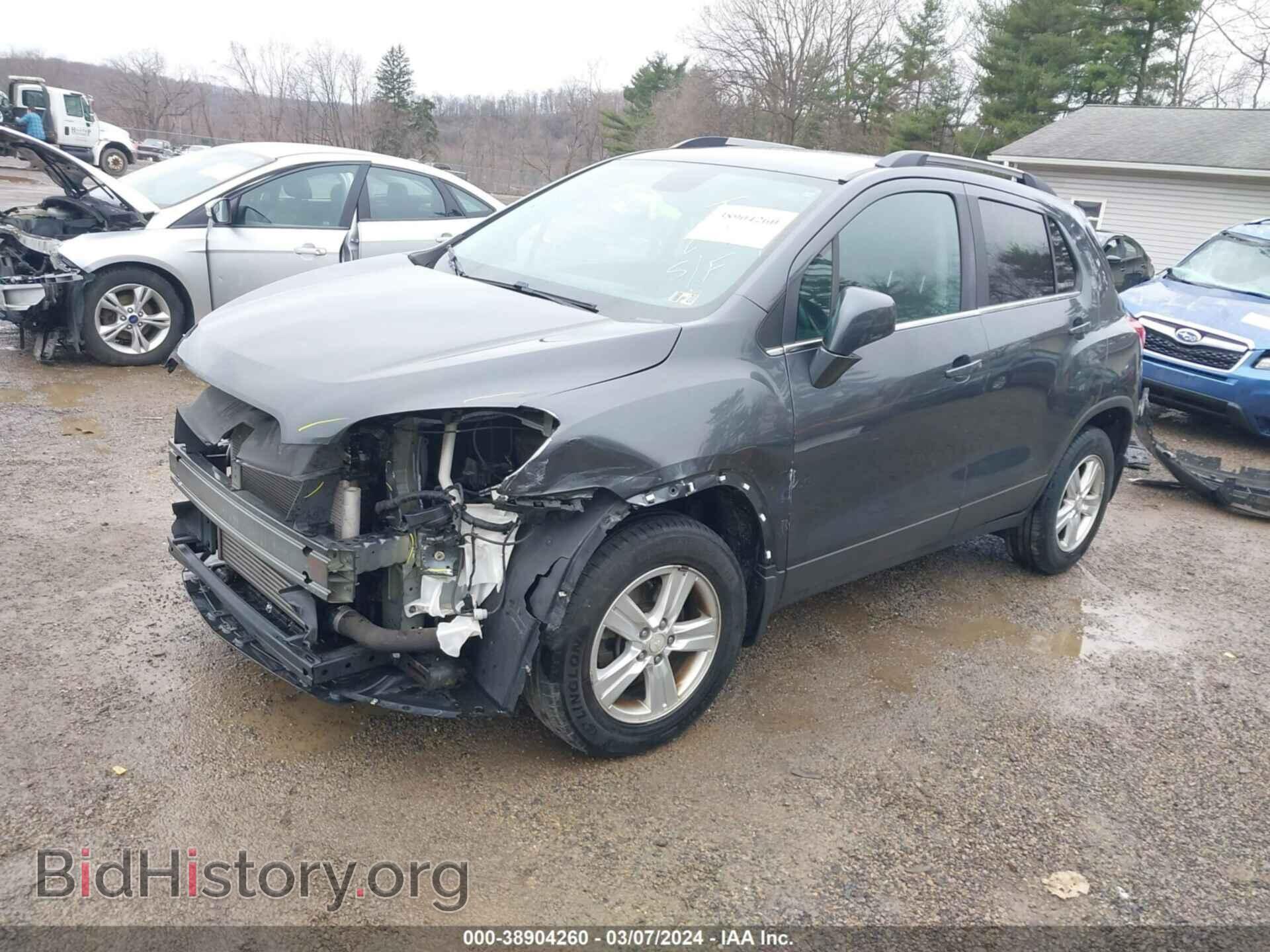 2016 CHEVROLET TRAX - VIN: 3GNCJPSB3GL235014 - Фото 2