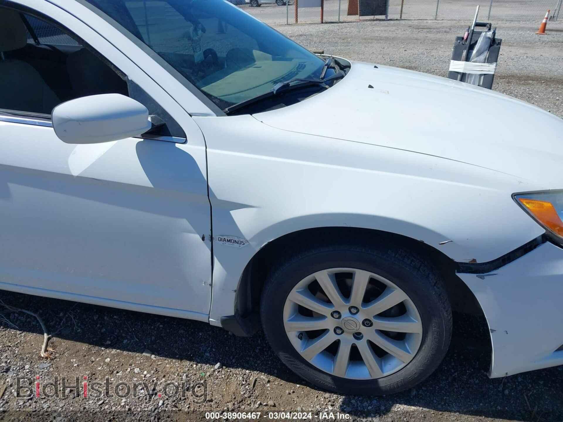 2013 CHRYSLER 200 - VIN: 1C3CCBBB1DN512720 - Фото 6