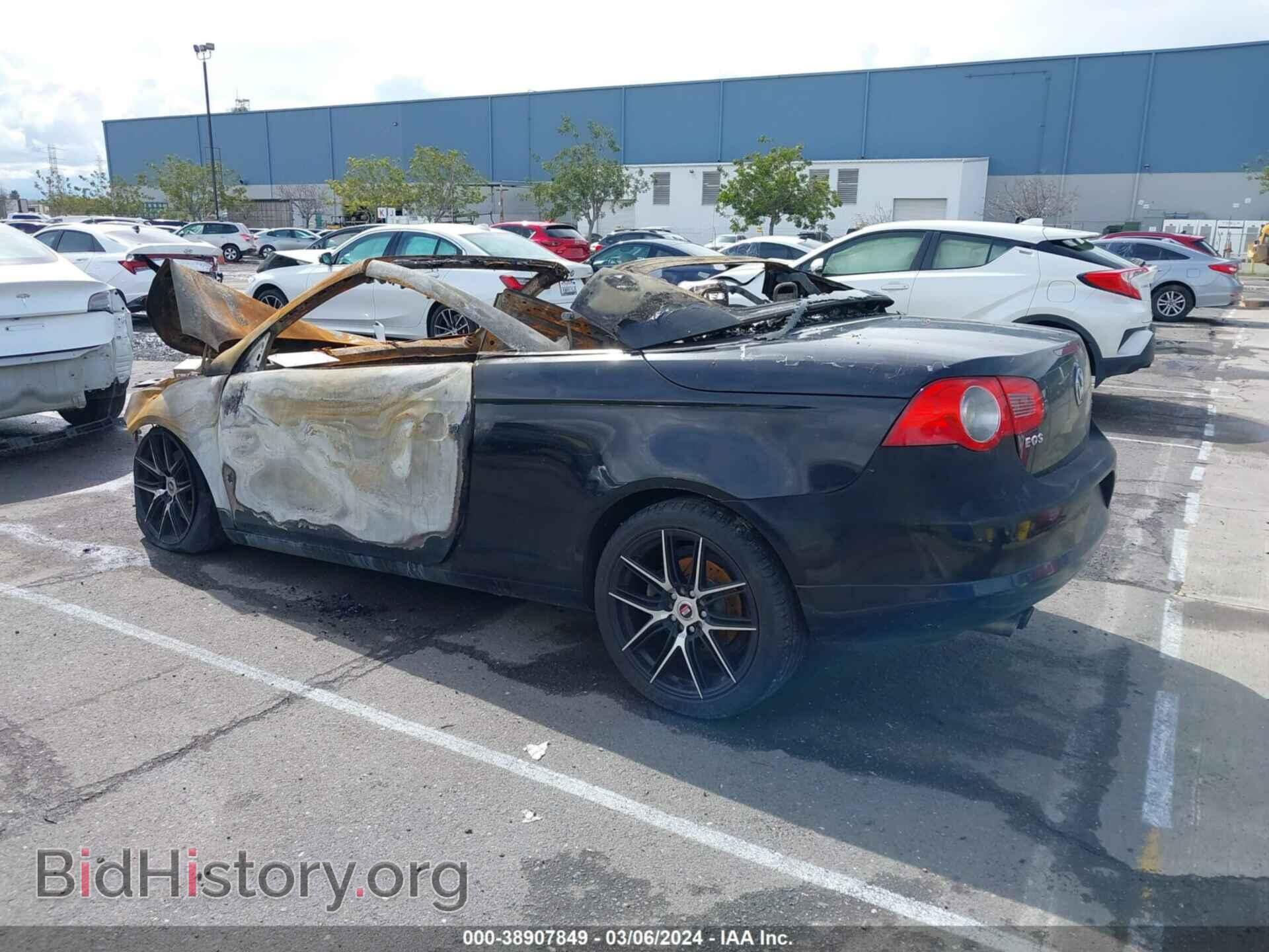 2008 VOLKSWAGEN EOS - VIN: WVWFA71F68V020366 - Фото 3