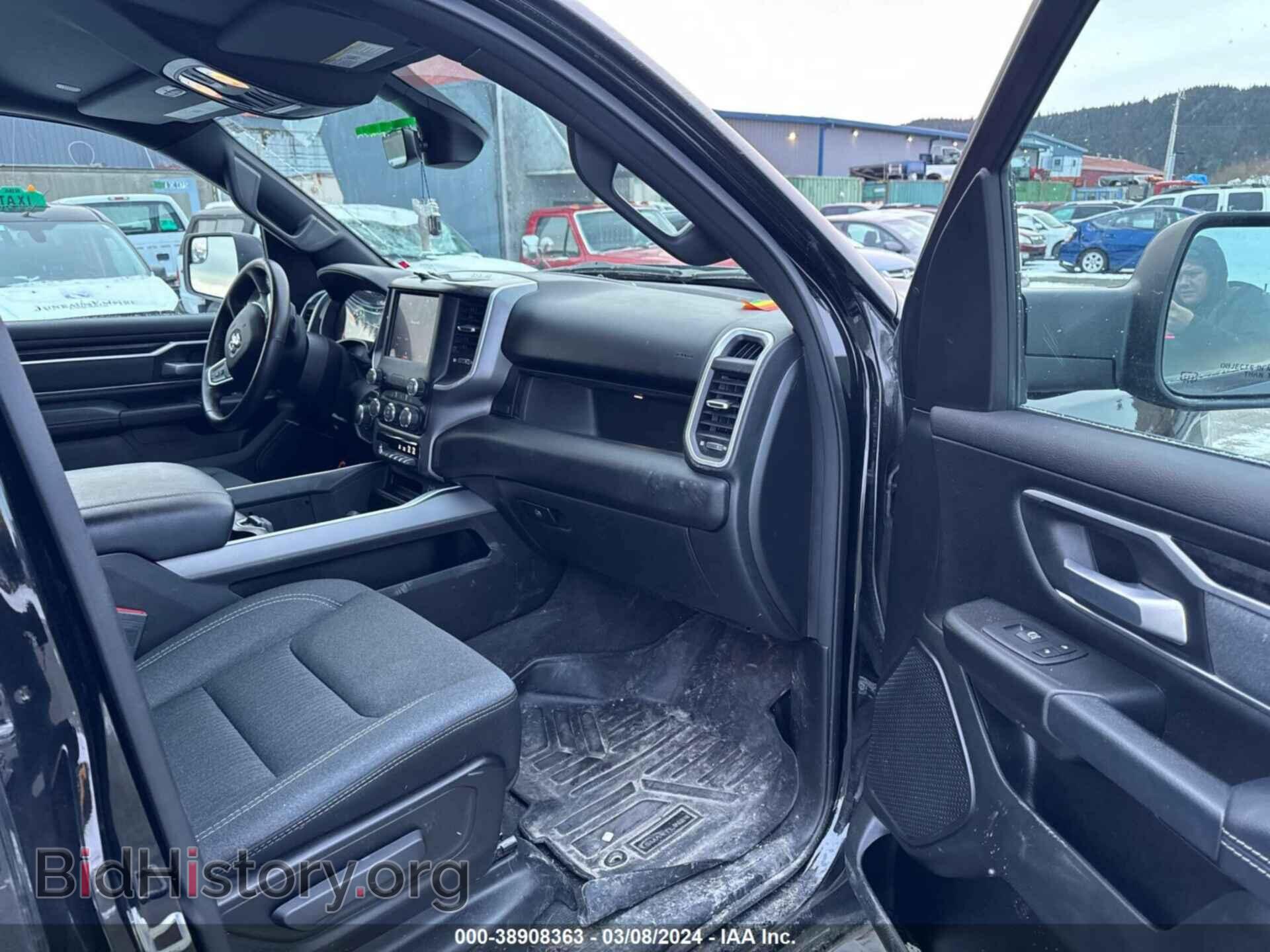 2022 RAM 1500 - VIN: 1C6SRFFT2NN136294 - Фото 5
