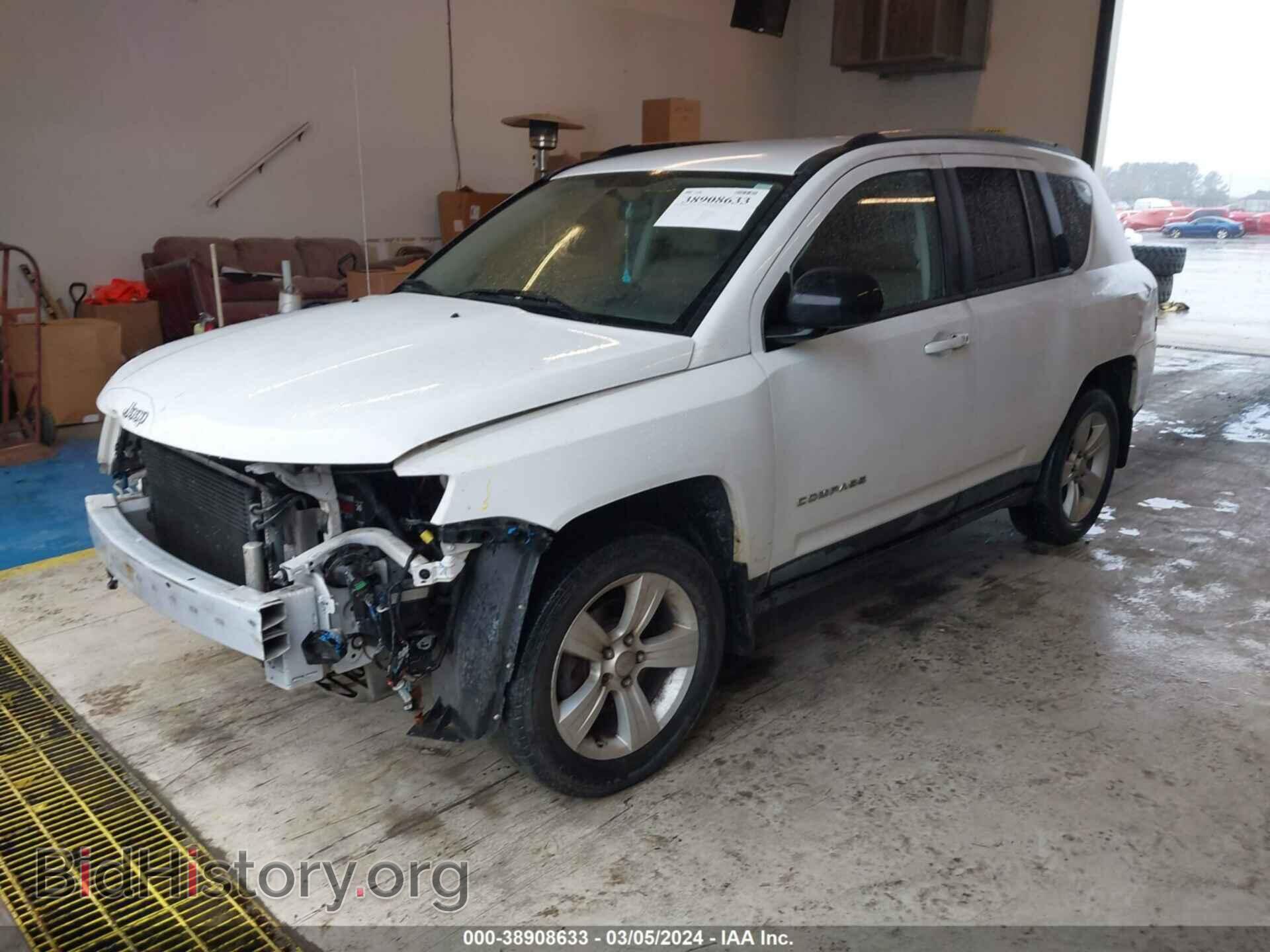 2011 JEEP COMPASS - VIN: 1J4NT1FBXBD288823 - Photo 2