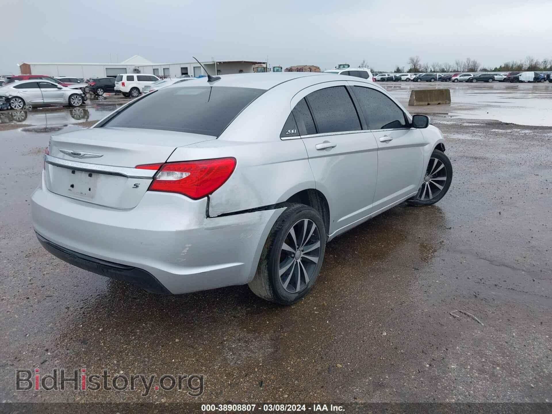 2012 CHRYSLER 200 - VIN: 1C3CCBHG3CN189367 - Фото 4
