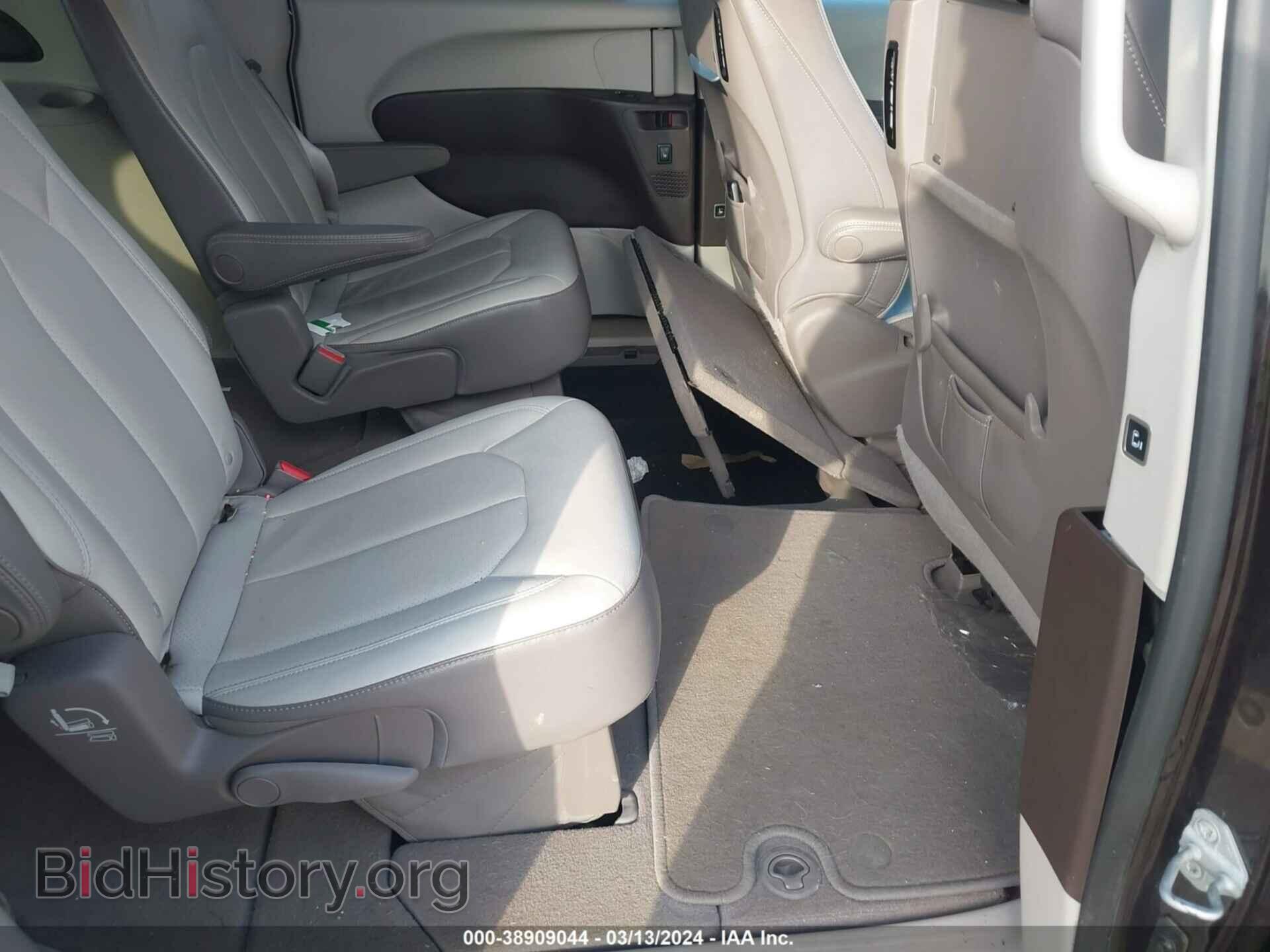 2017 CHRYSLER PACIFICA - VIN: 2C4RC1EG0HR559981 - Фото 8