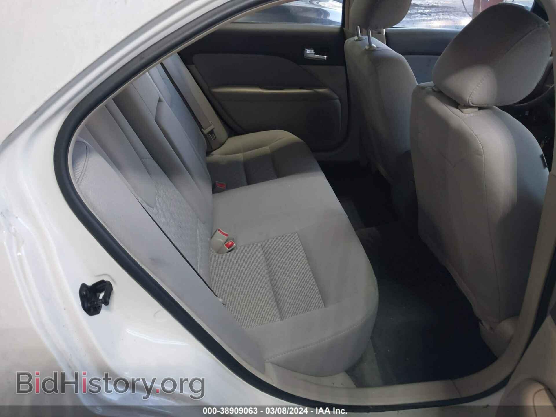 2011 FORD FUSION - VIN: 3FAHP0GA6BR240093 - Фото 8