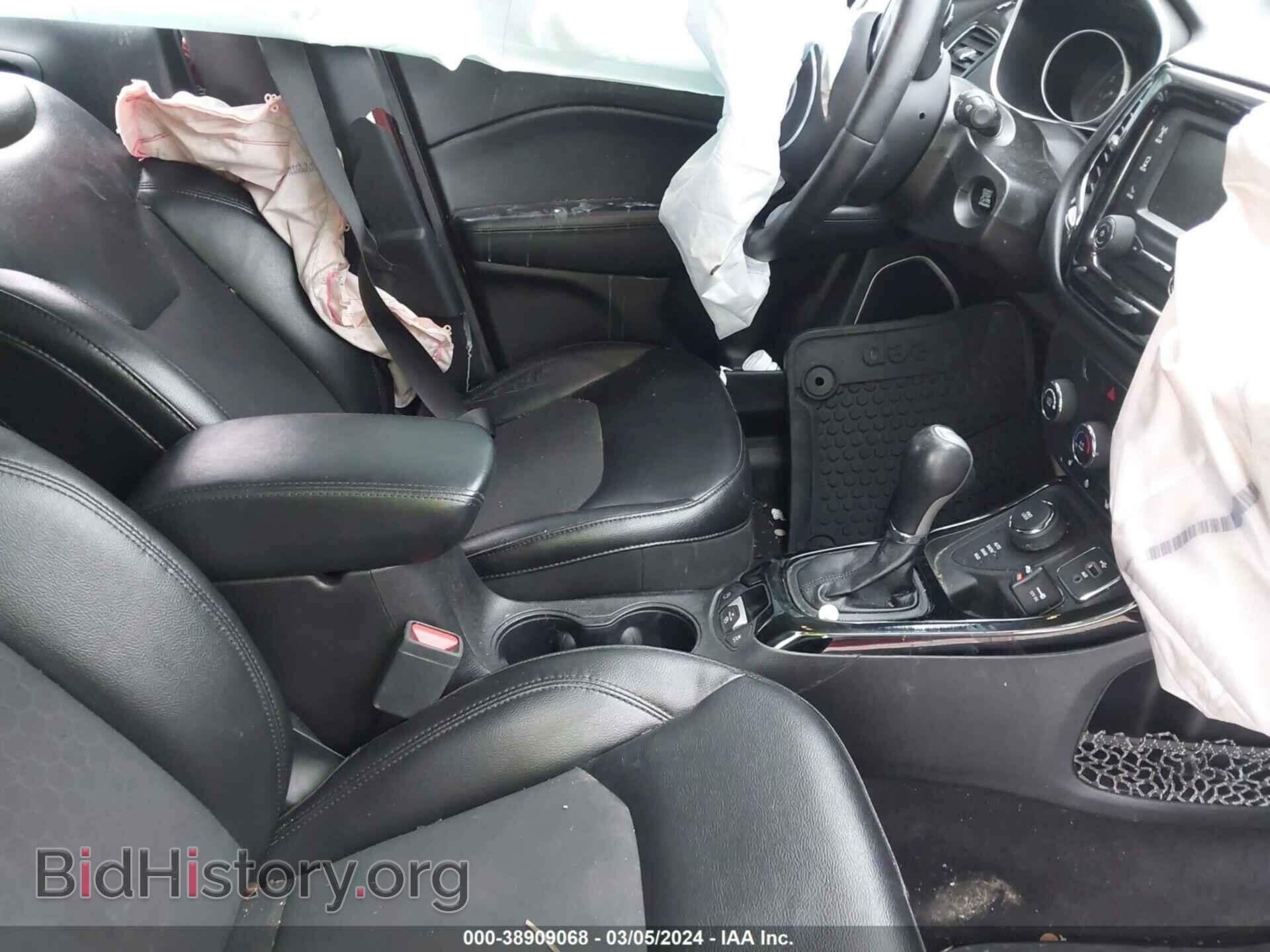 2018 JEEP COMPASS - VIN: 3C4NJDBB6JT372388 - Фото 5