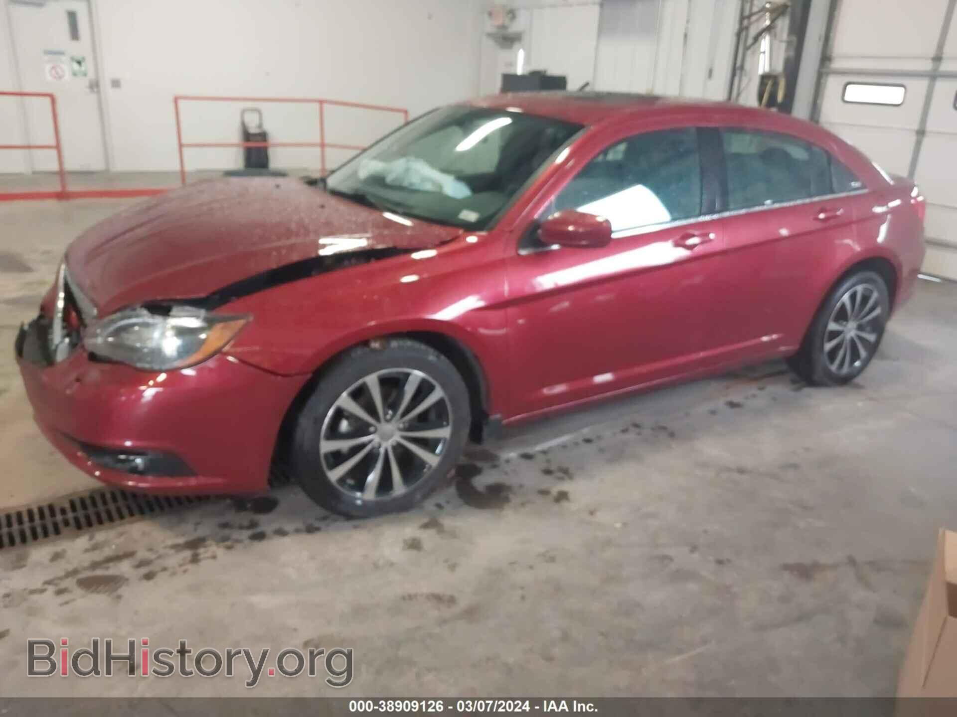 2012 CHRYSLER 200 - VIN: 1C3CCBBG6CN297278 - Фото 2