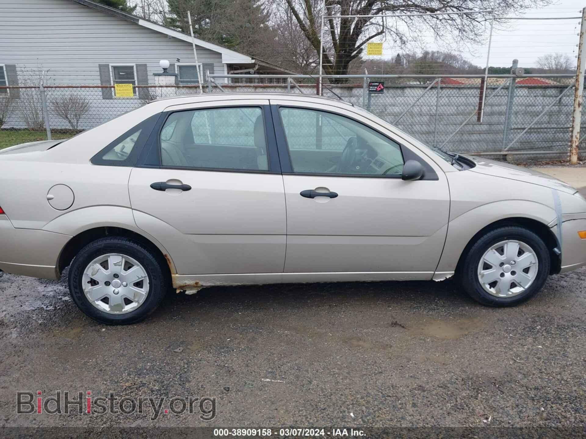 2007 FORD FOCUS - VIN: 1FAFP34N77W162685 - Фото 14
