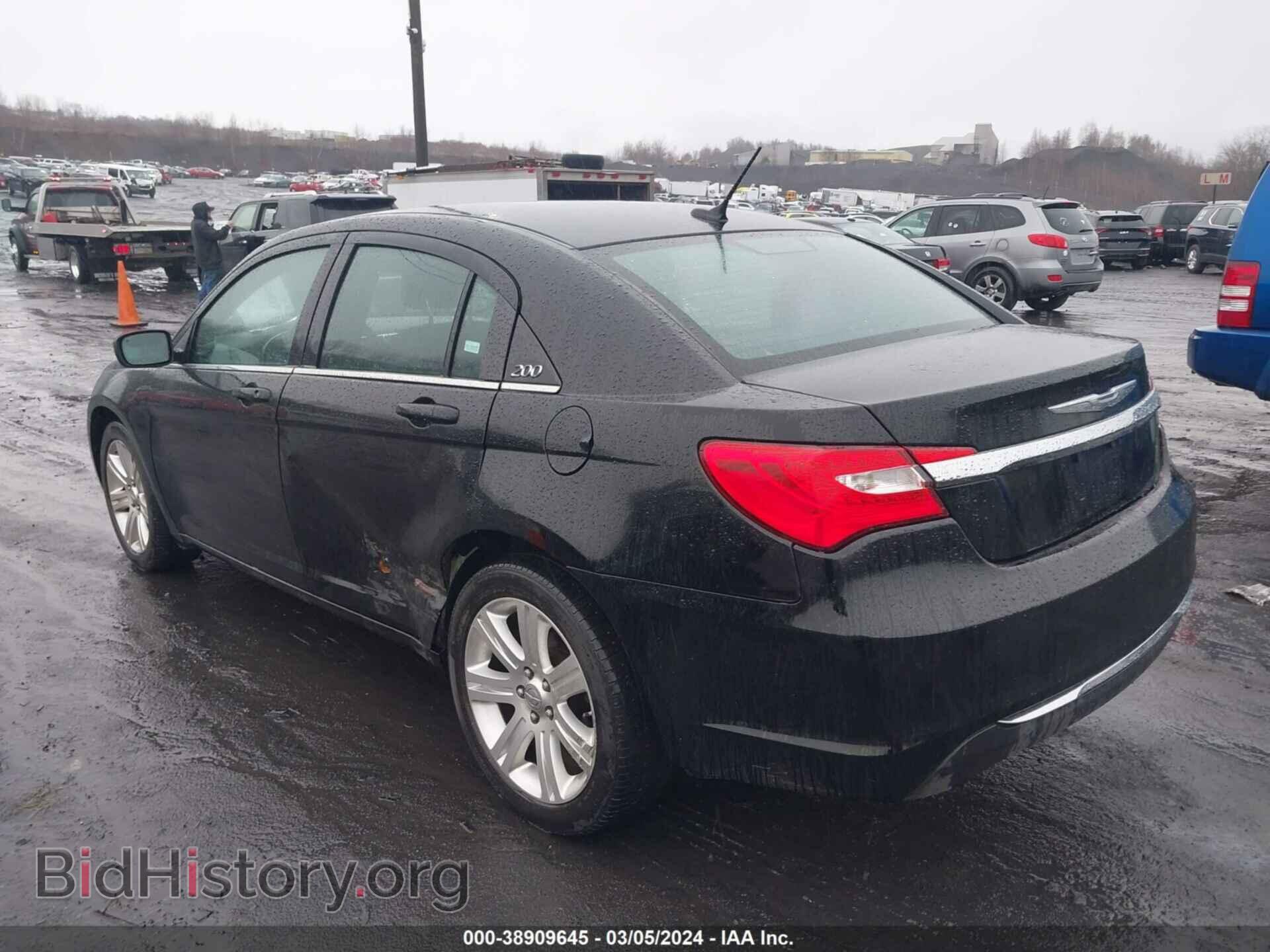 2013 CHRYSLER 200 - VIN: 1C3CCBAB7DN698068 - Фото 3