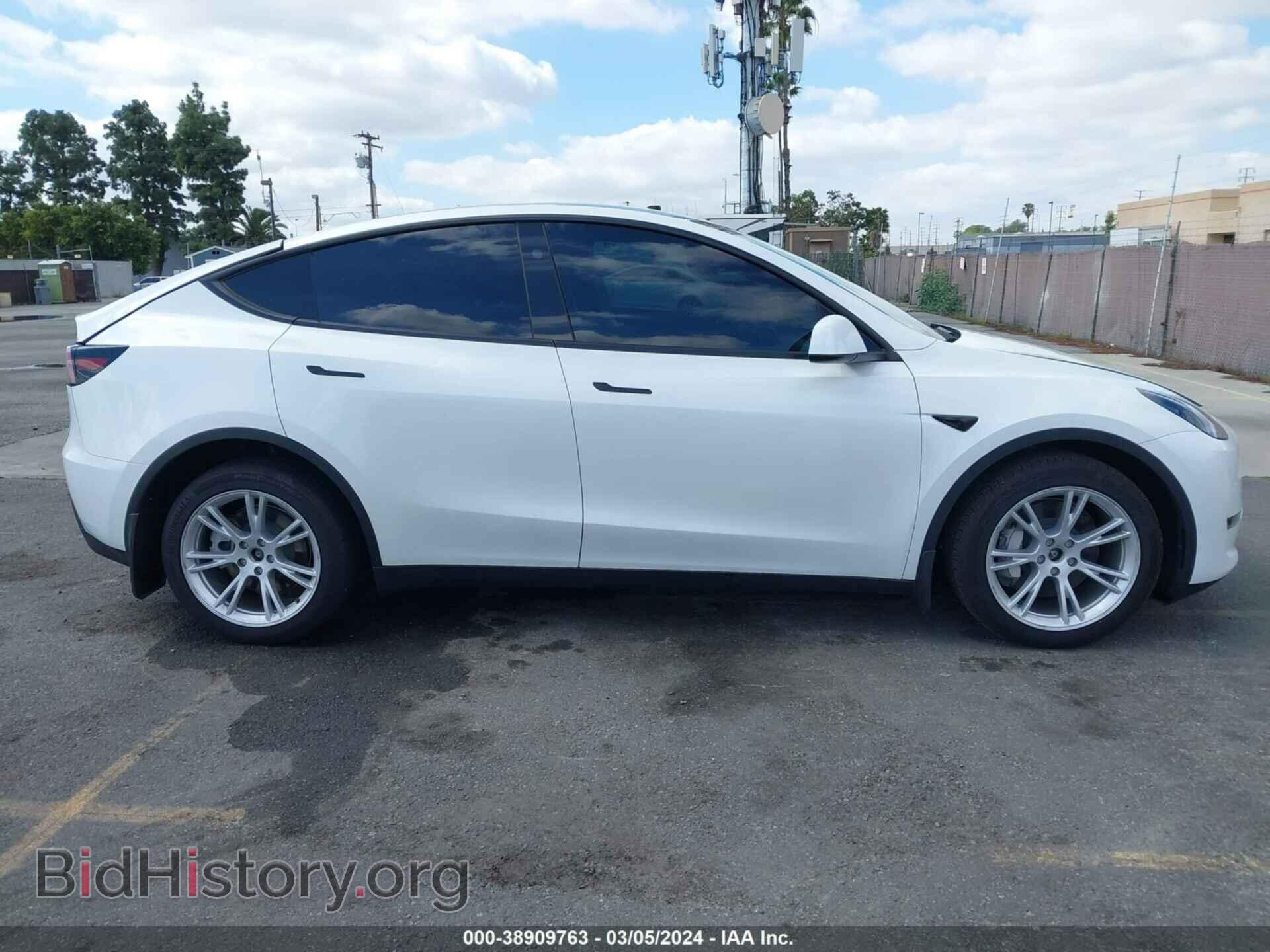 2023 TESLA MODEL Y - VIN: 7SAYGDEEXPF805528 - Фото 13