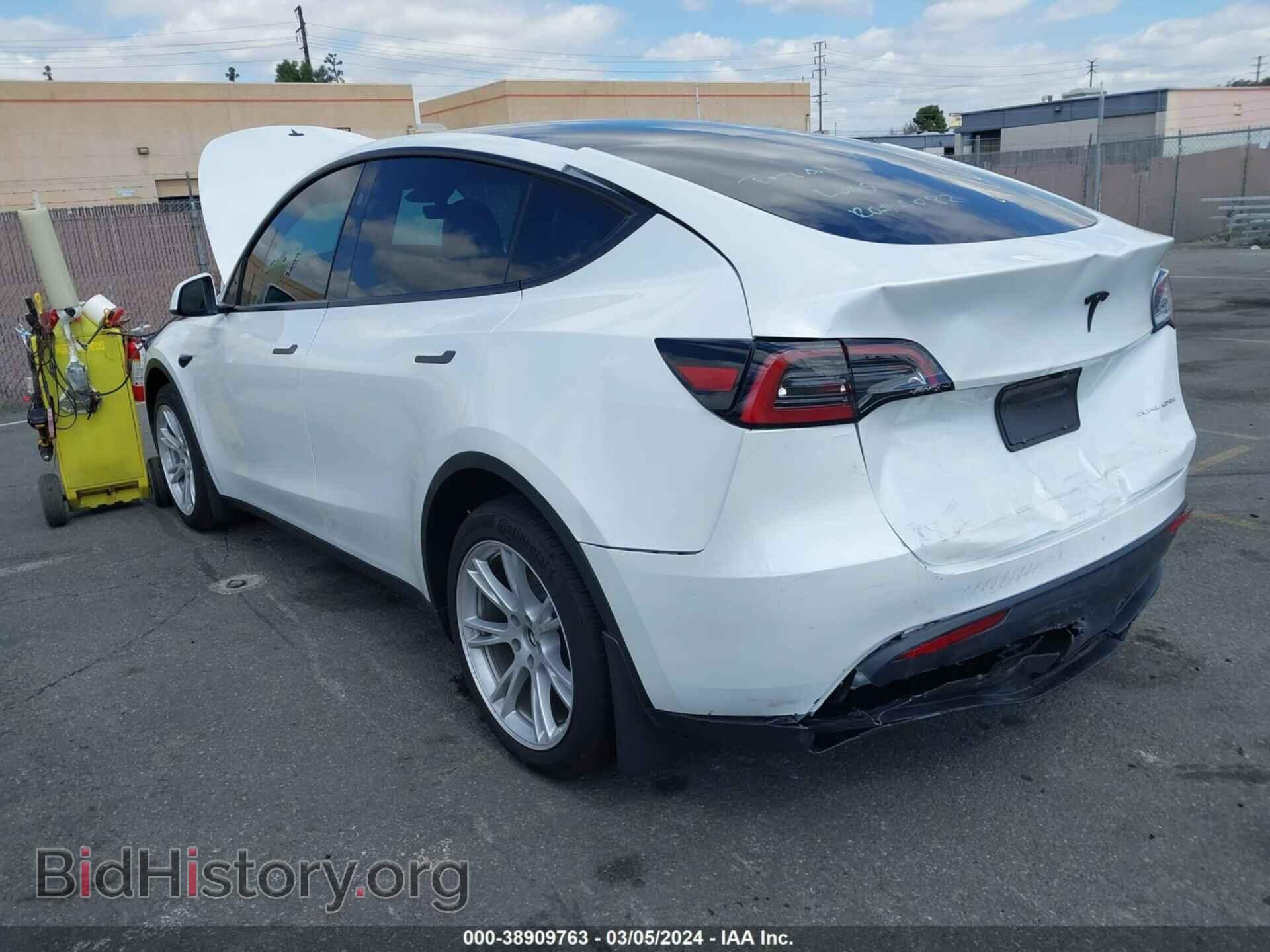 2023 TESLA MODEL Y - VIN: 7SAYGDEEXPF805528 - Фото 3