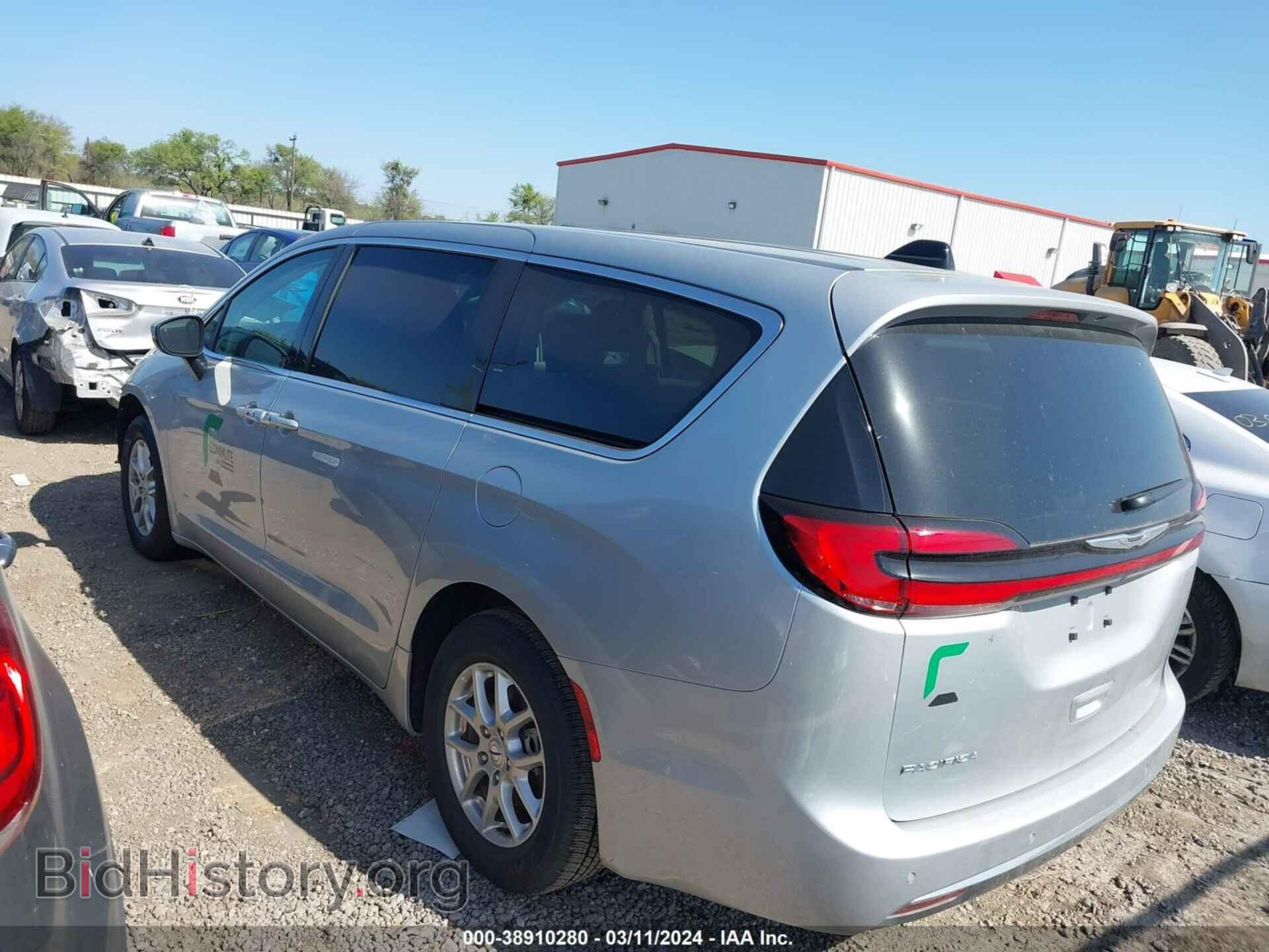 2023 CHRYSLER PACIFICA - VIN: 2C4RC1BG9PR602152 - Фото 3