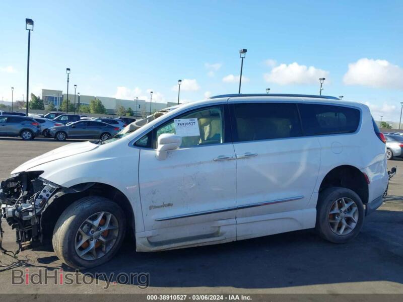 2019 Chrysler PACIFICA (VIN 2C4RC1EG4KR653272) — photo 13 of 15