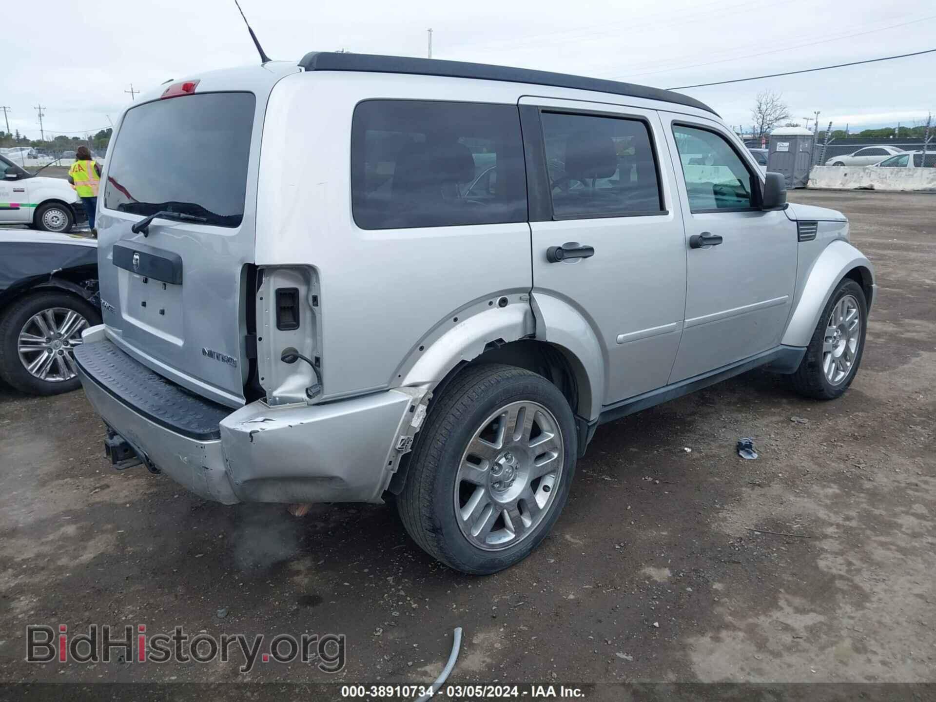 2011 DODGE NITRO - VIN: 1D4PT4GK9BW512413 - Photo 4