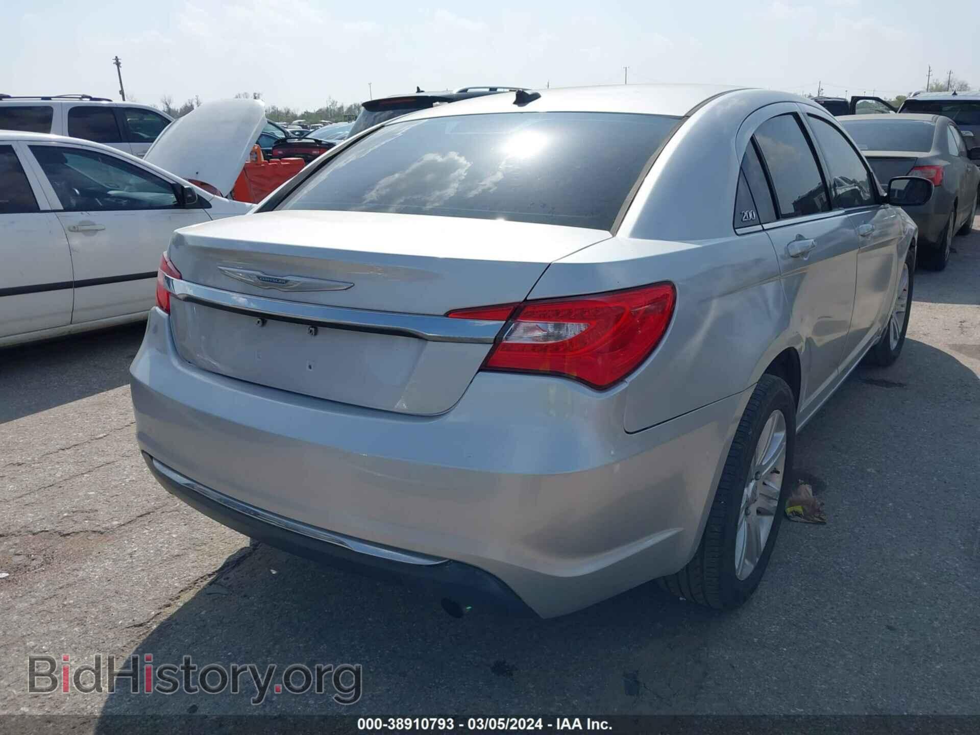 2012 CHRYSLER 200 - VIN: 1C3CCBBB0CN160468 - Фото 4