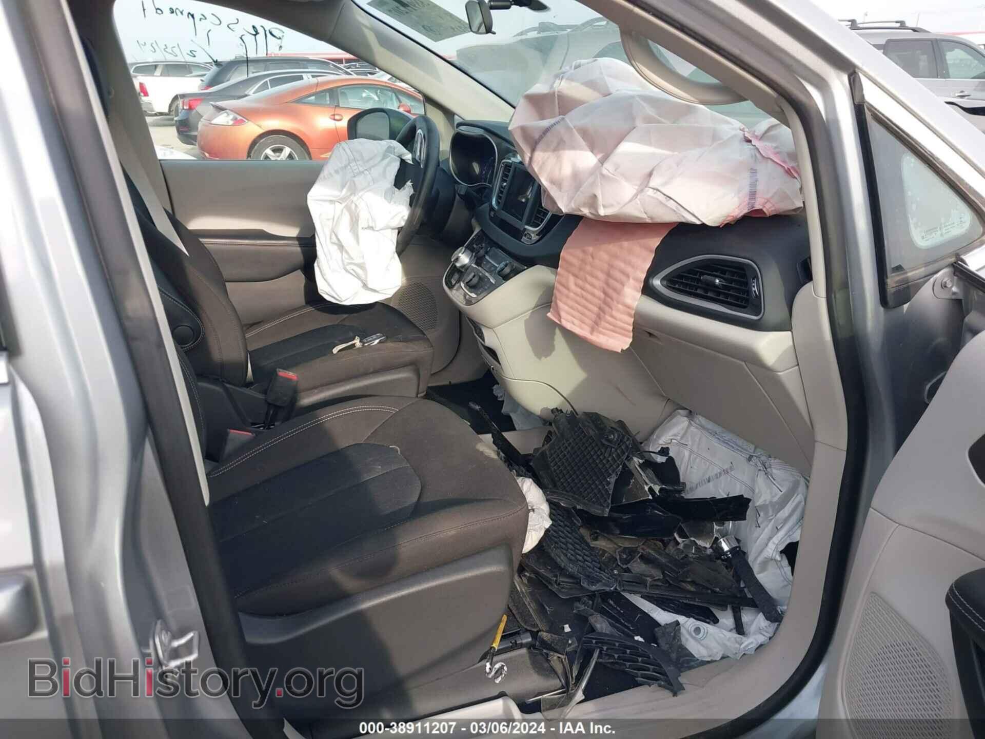 2021 CHRYSLER VOYAGER - VIN: 2C4RC1CG7MR558372 - Фото 5