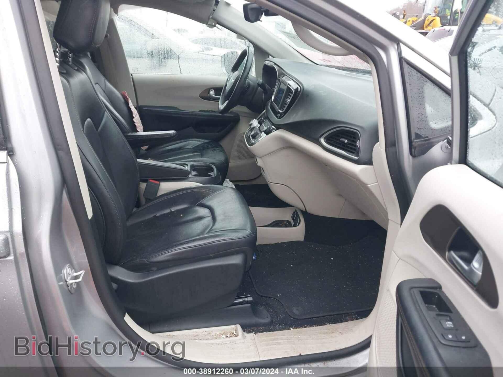 2018 CHRYSLER PACIFICA - VIN: 2C4RC1BG1JR126096 - Photo 5