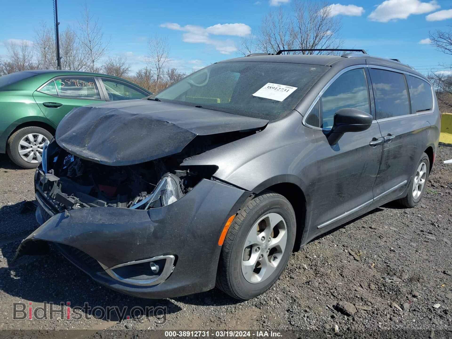 2017 CHRYSLER PACIFICA - VIN: 2C4RC1EG4HR722728 - Фото 2