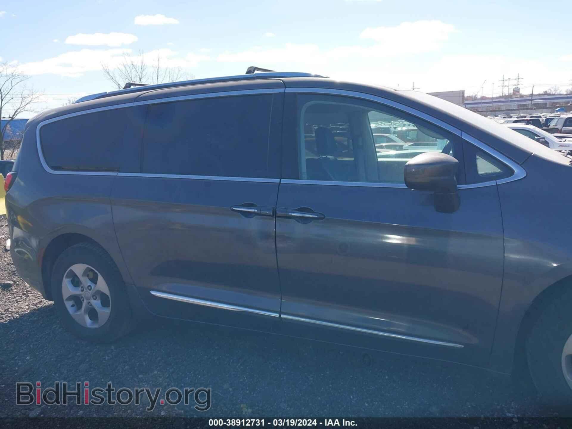2017 CHRYSLER PACIFICA - VIN: 2C4RC1EG4HR722728 - Фото 13