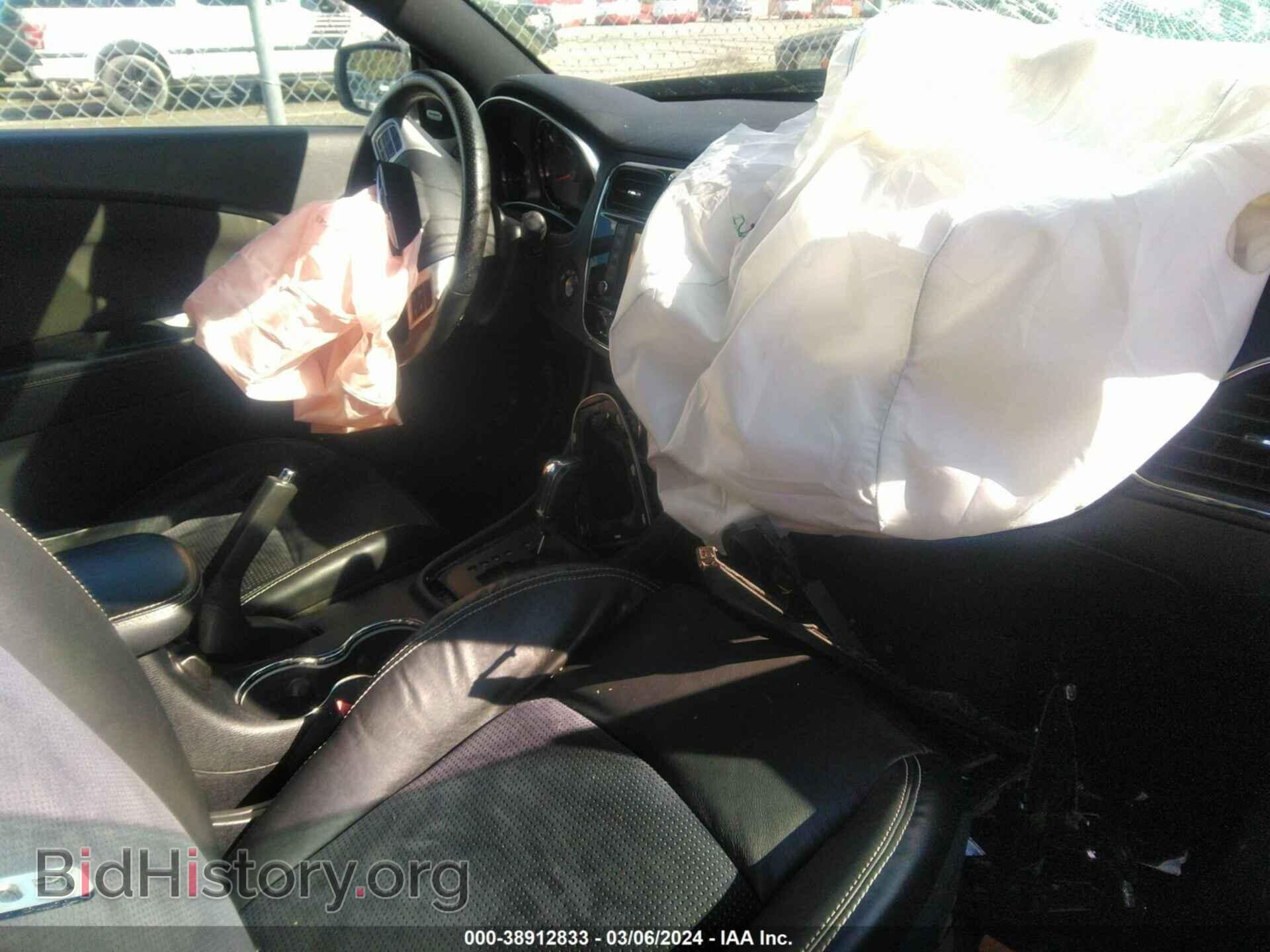 2011 CHRYSLER 200 - VIN: 1C3BC8EG1BN614151 - Фото 5